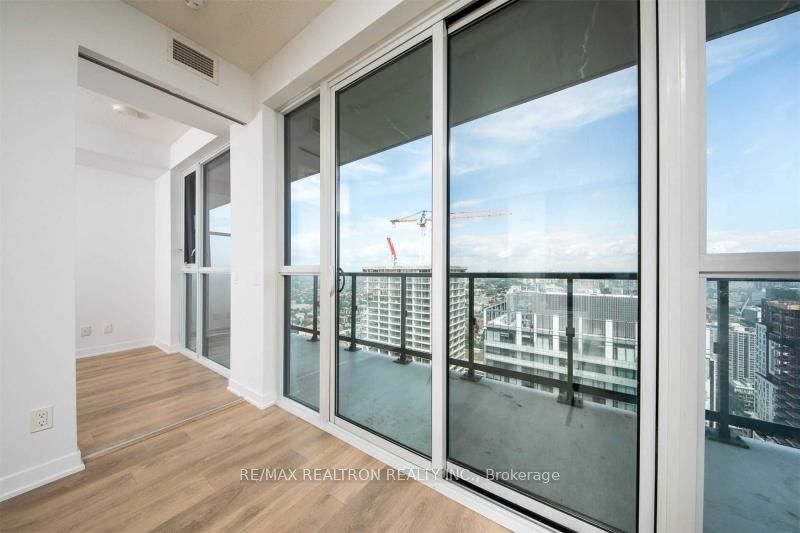 87 Peter Street Ph307, Toronto, ON M5V 0P1 photo 4