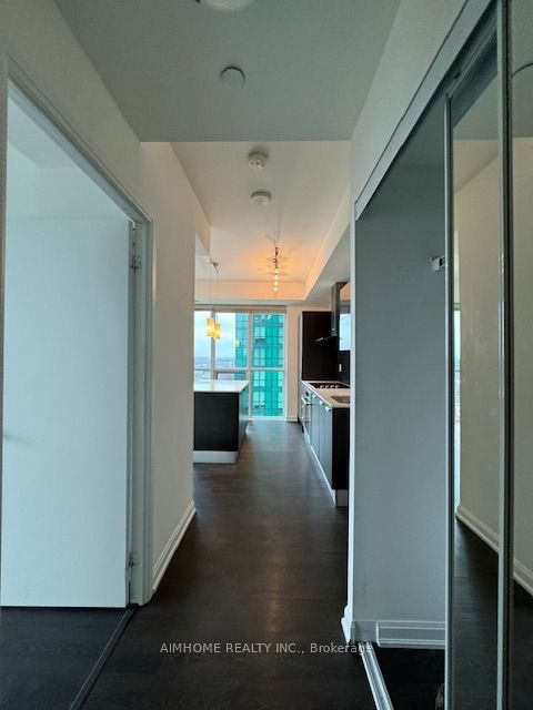 9 Bogert Avenue 1503, Toronto, ON M2N 0H3 photo 2