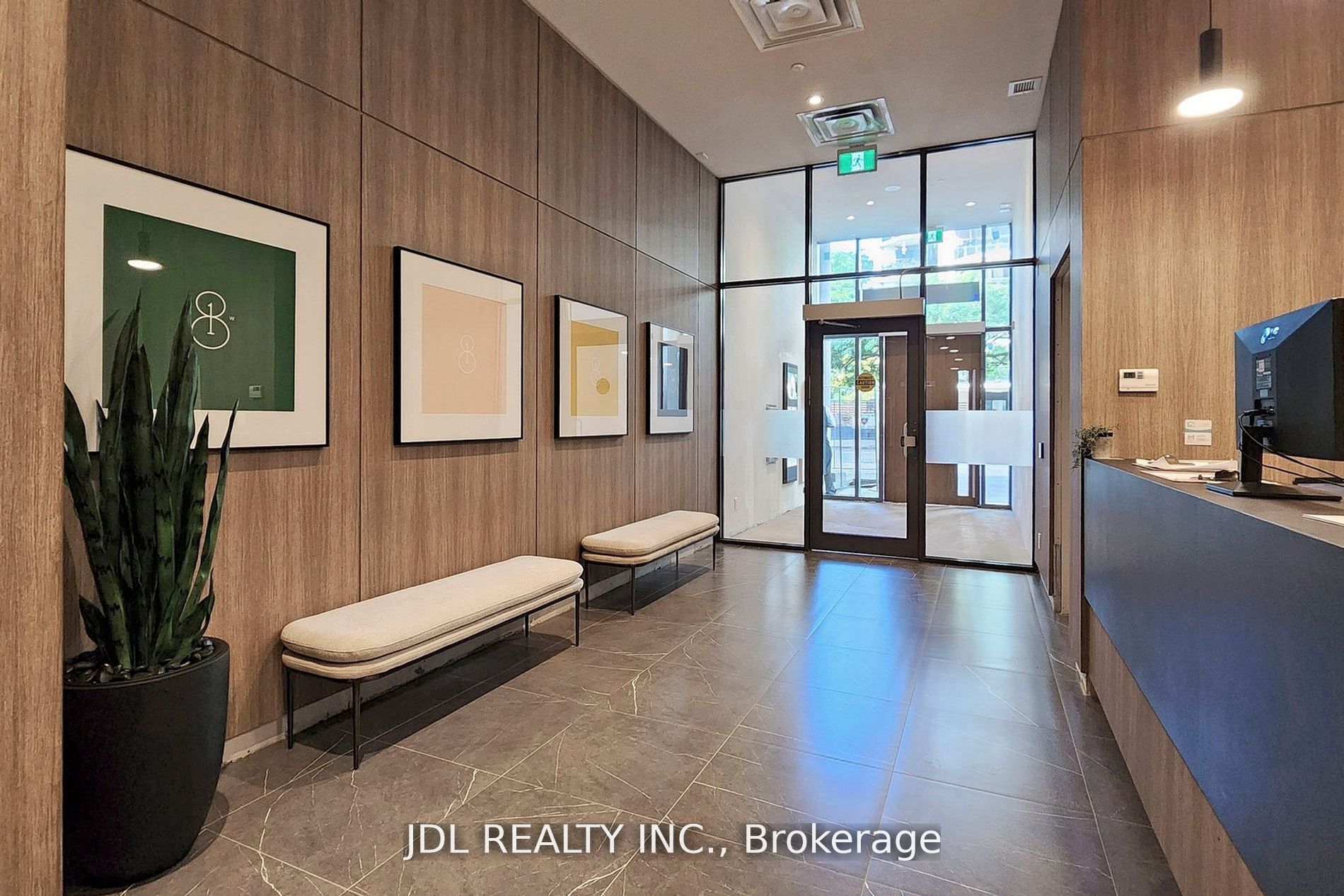 81 Wellesley Street E 2101, Toronto, ON M4Y 0C5 photo 4