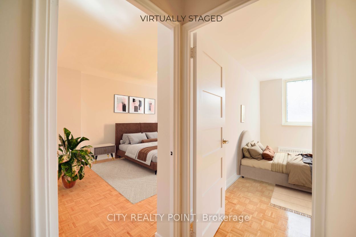 10 Shallmar Boulevard 907, Toronto, ON M5N 1J4 photo 2