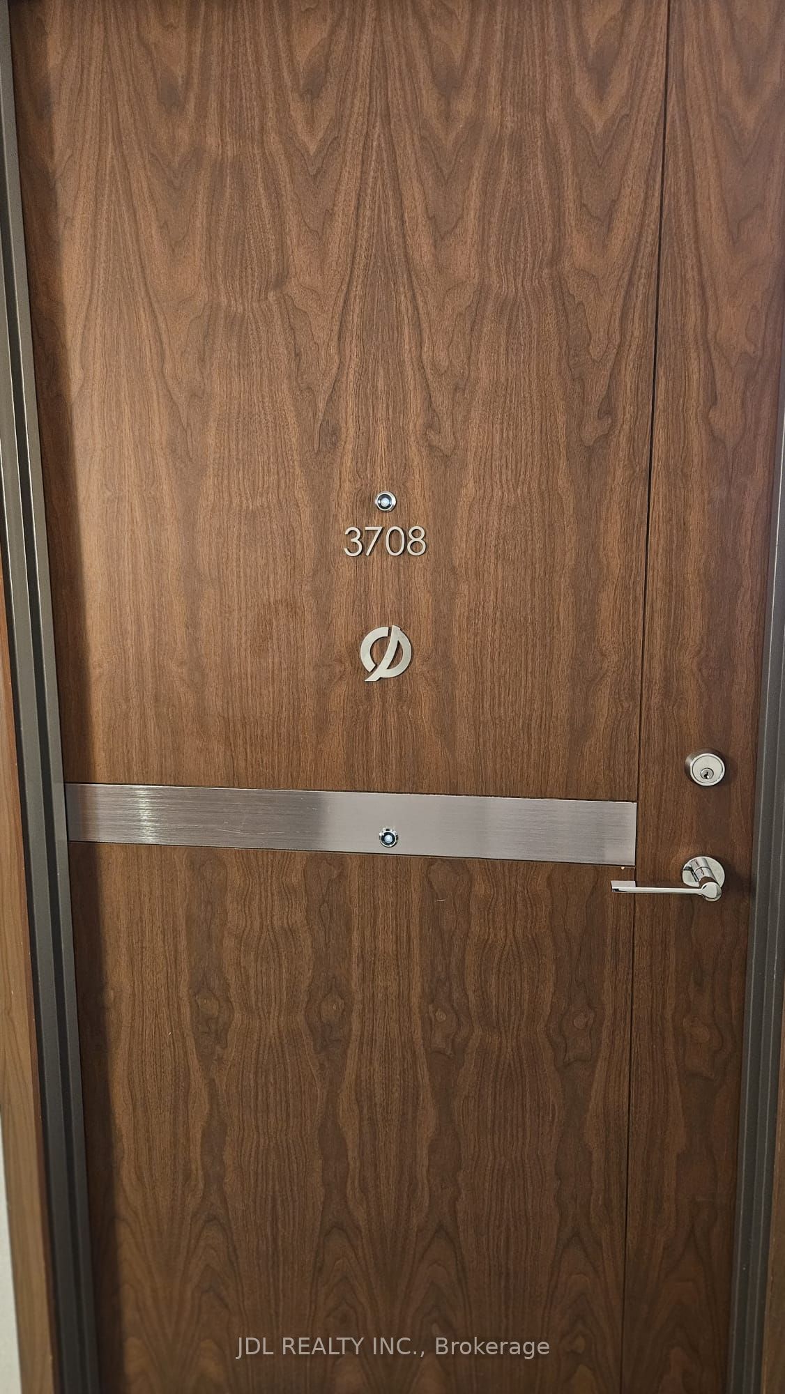 19 Bathurst Street 3708, Toronto, ON M5V 0N2