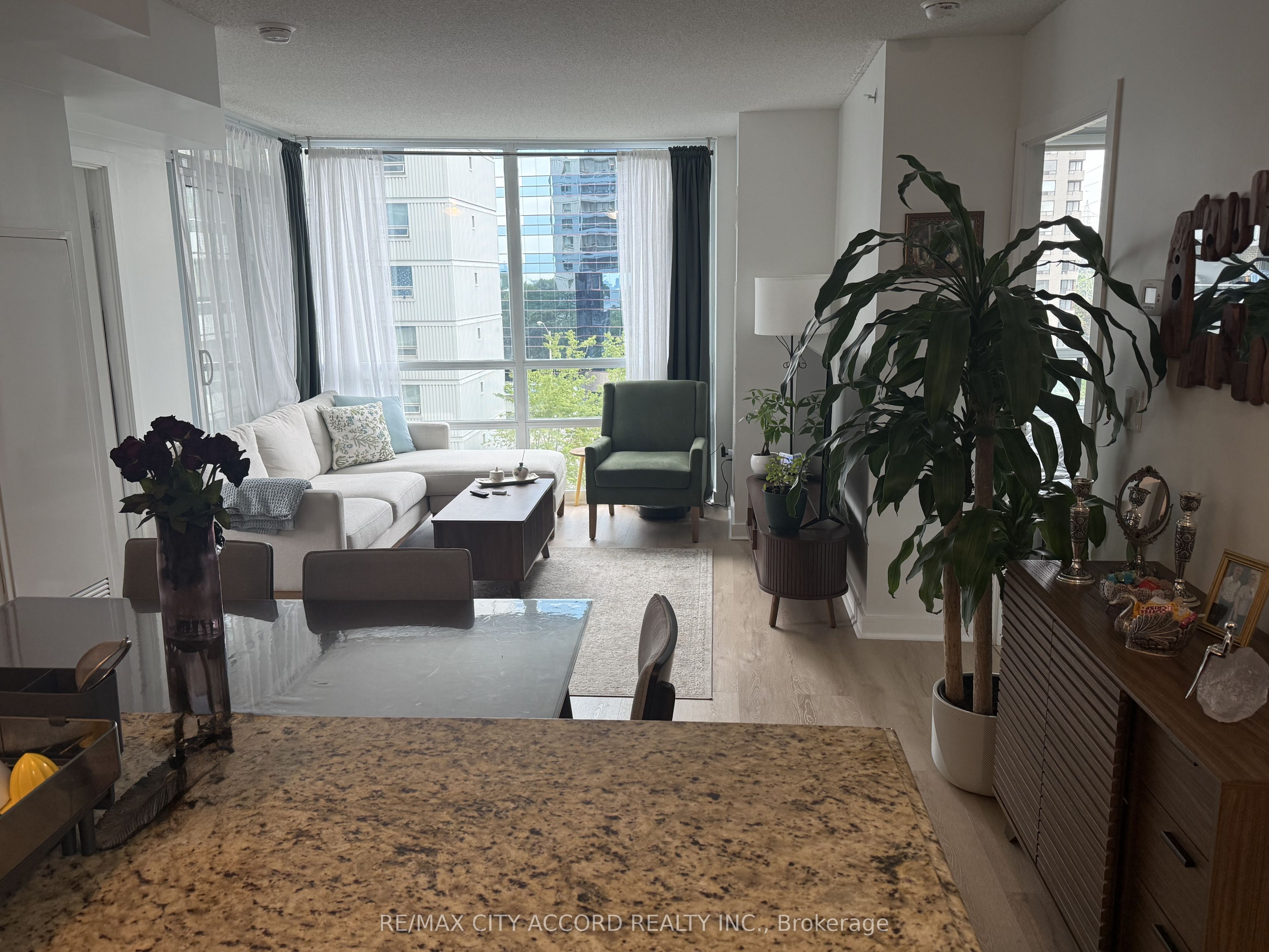 5740 Yonge Street 507, Toronto, ON M2M 0B1 photo 5