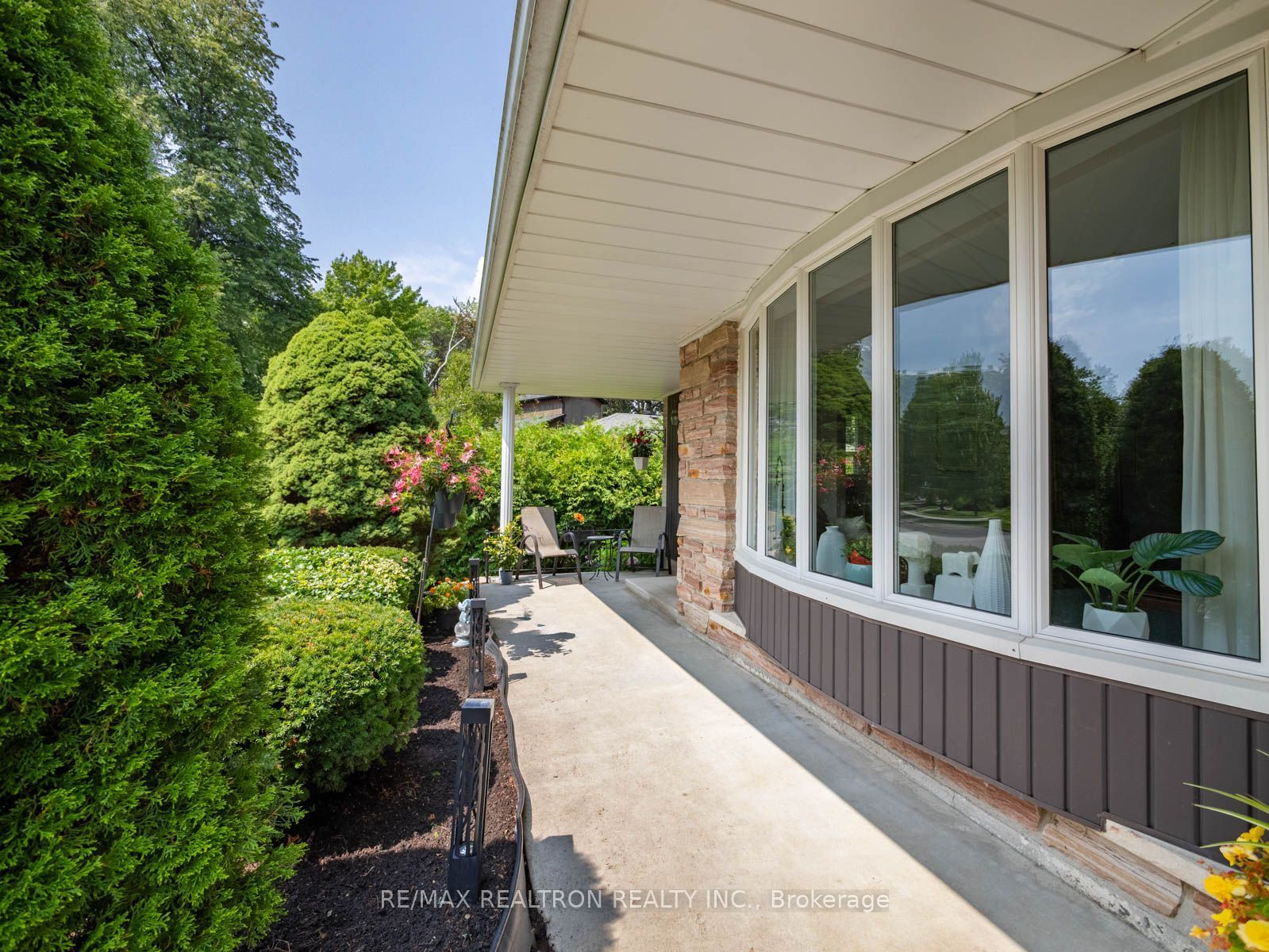 74 Threadneedle Crescent, Toronto, ON M2H 1Z6 photo 3