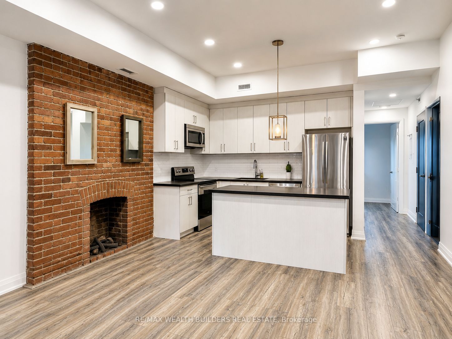 219 Jarvis Street 5, Toronto, ON M5J 2C1 photo 2