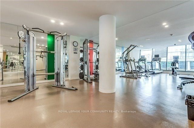 832 Bay Street 1505, Toronto, ON M5S 1Z6 photo 4