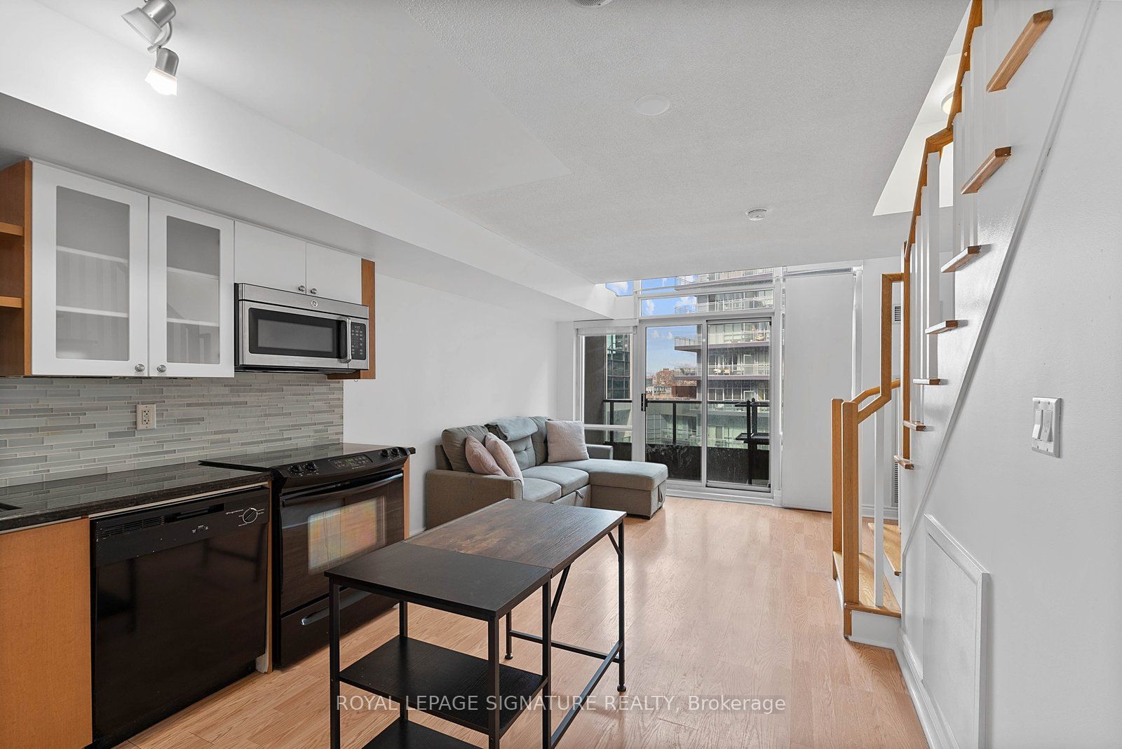 600 Fleet Street 831, Toronto, ON M5V 1B7