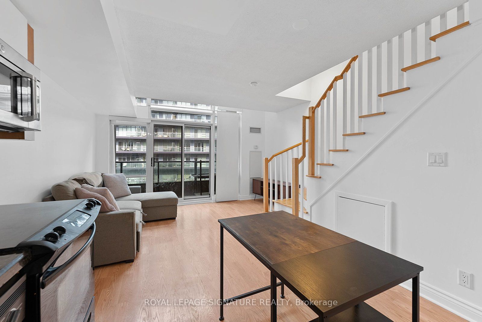 600 Fleet Street 831, Toronto, ON M5V 1B7 photo 5