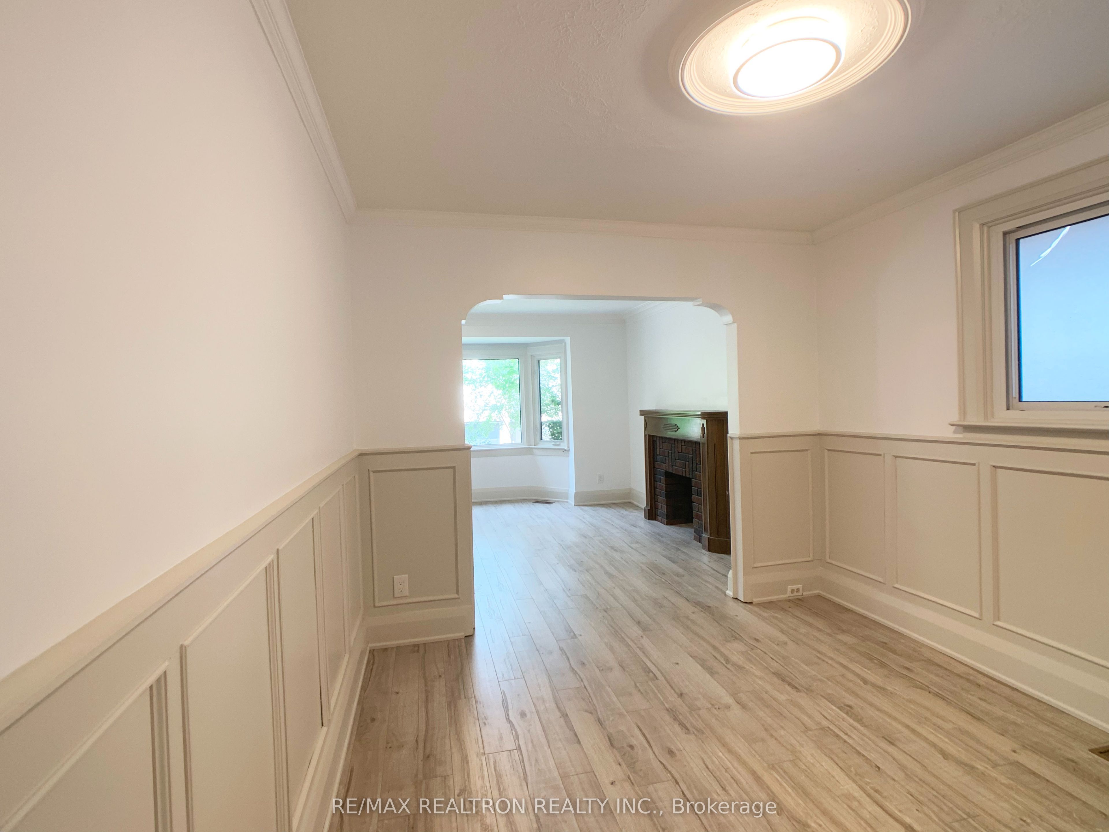 48 Mann Avenue, Toronto, ON M4S 2Y3 photo 4