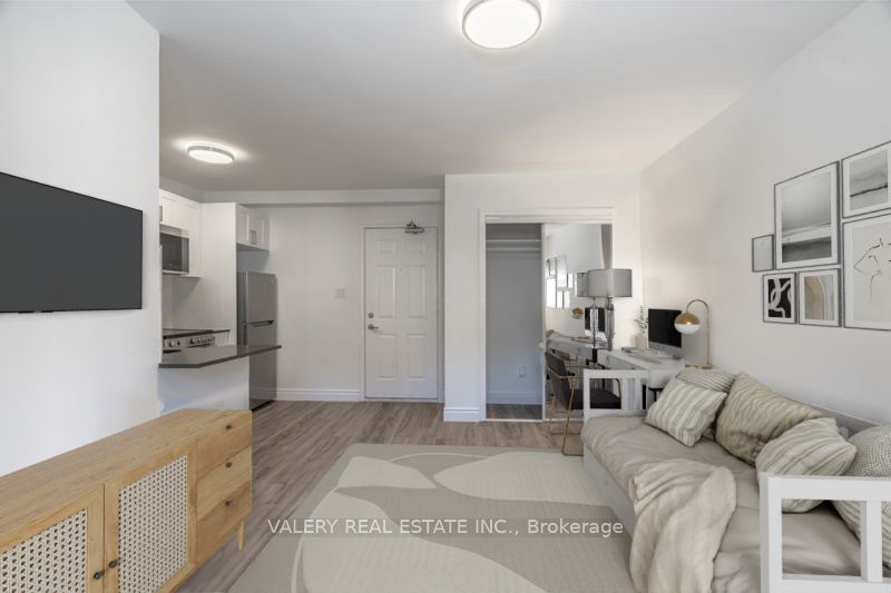 608 Church Street B5, Toronto, ON M4Y 2E7 photo 4