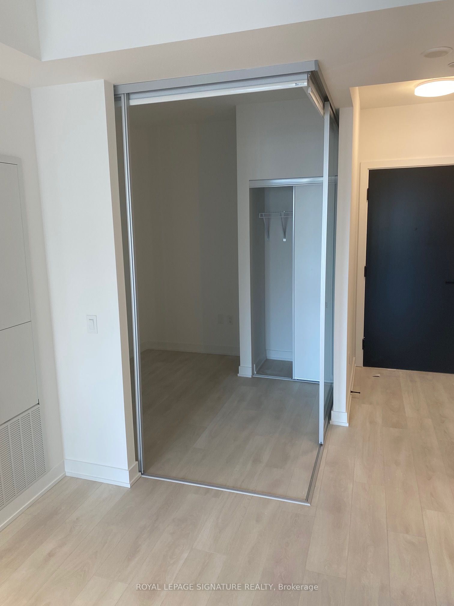 117 Broadway Avenue 1407, Toronto, ON M4P 1V3 photo 3