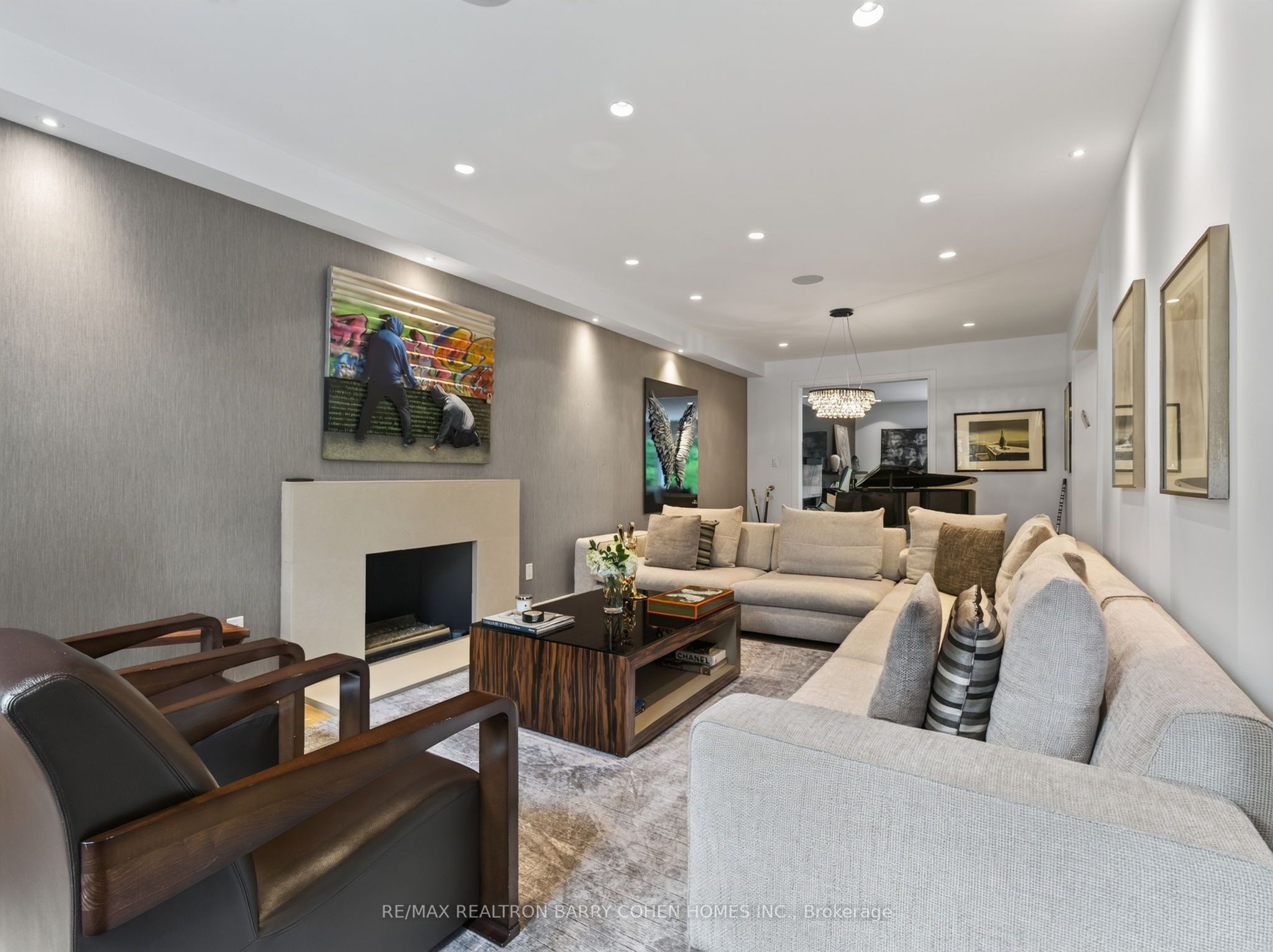 7 Glen Rush Boulevard, Toronto, ON M5N 2T2 photo 4