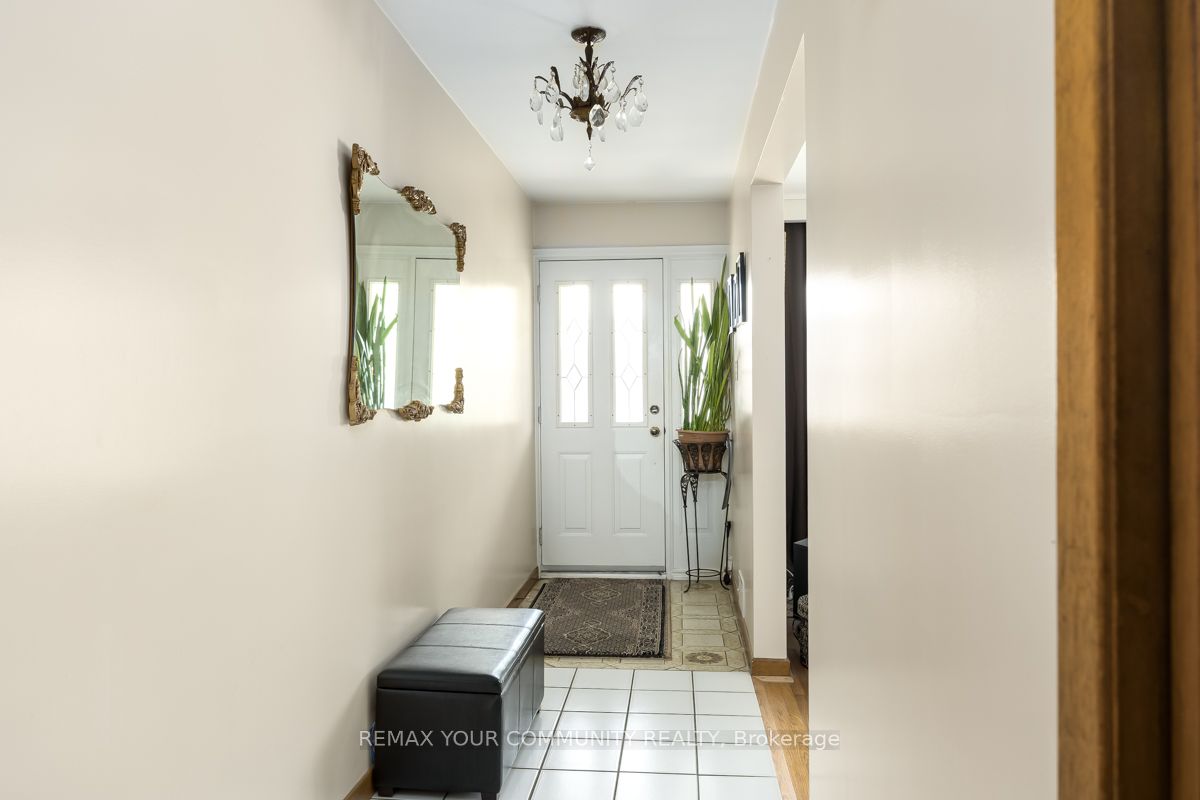267 Horsham Avenue, Toronto, ON M2R 1G5 photo 4