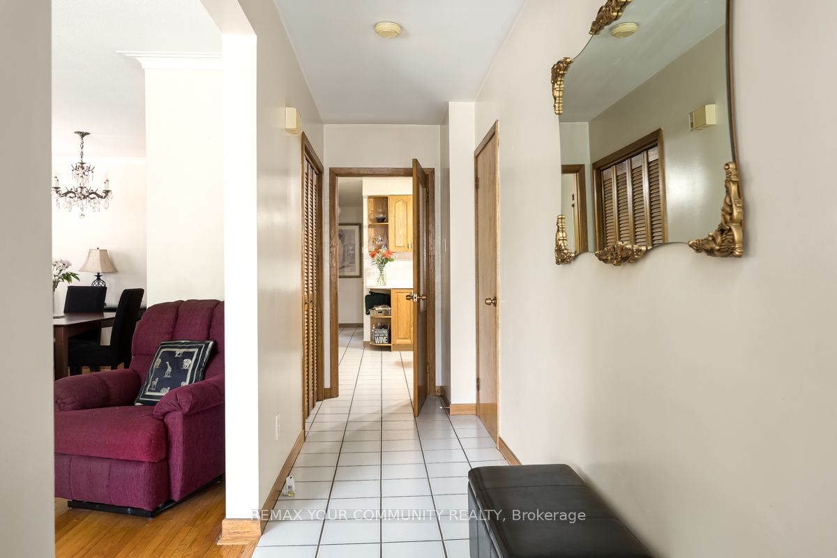 267 Horsham Avenue, Toronto, ON M2R 1G5 photo 5