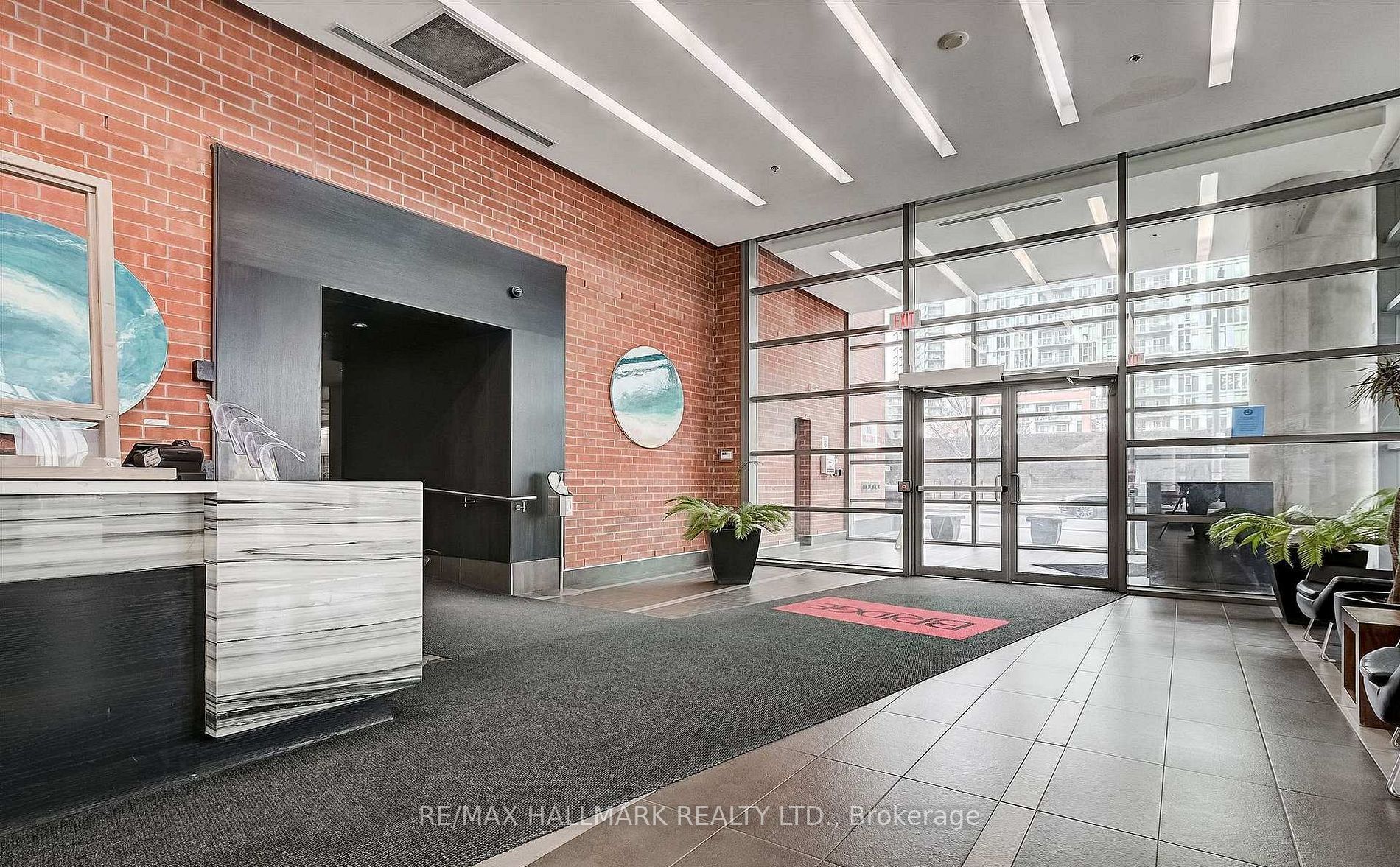 38 Joe Shuster Way W 709, Toronto, ON M6K 0A5 photo 2