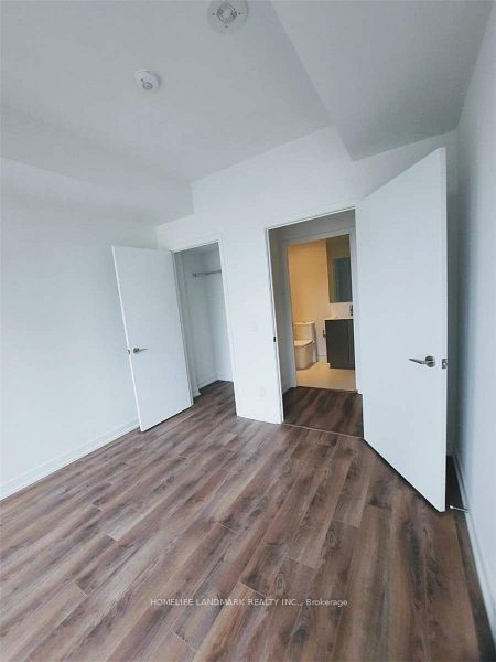 20 Edward Street 2222, Toronto, ON M5G 0C5 photo 3