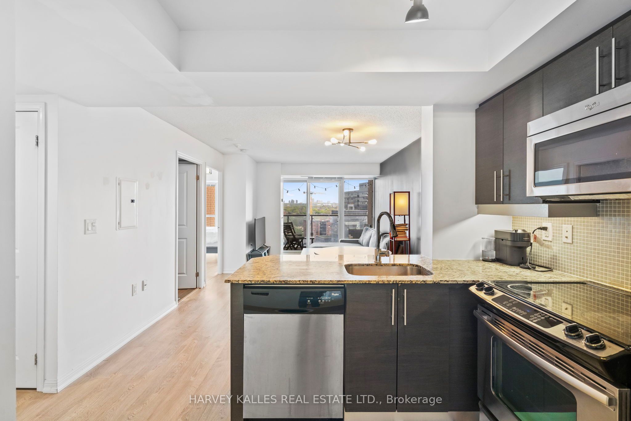125 Western Battery Road 1316, Toronto, ON M6K 3R8 photo 4