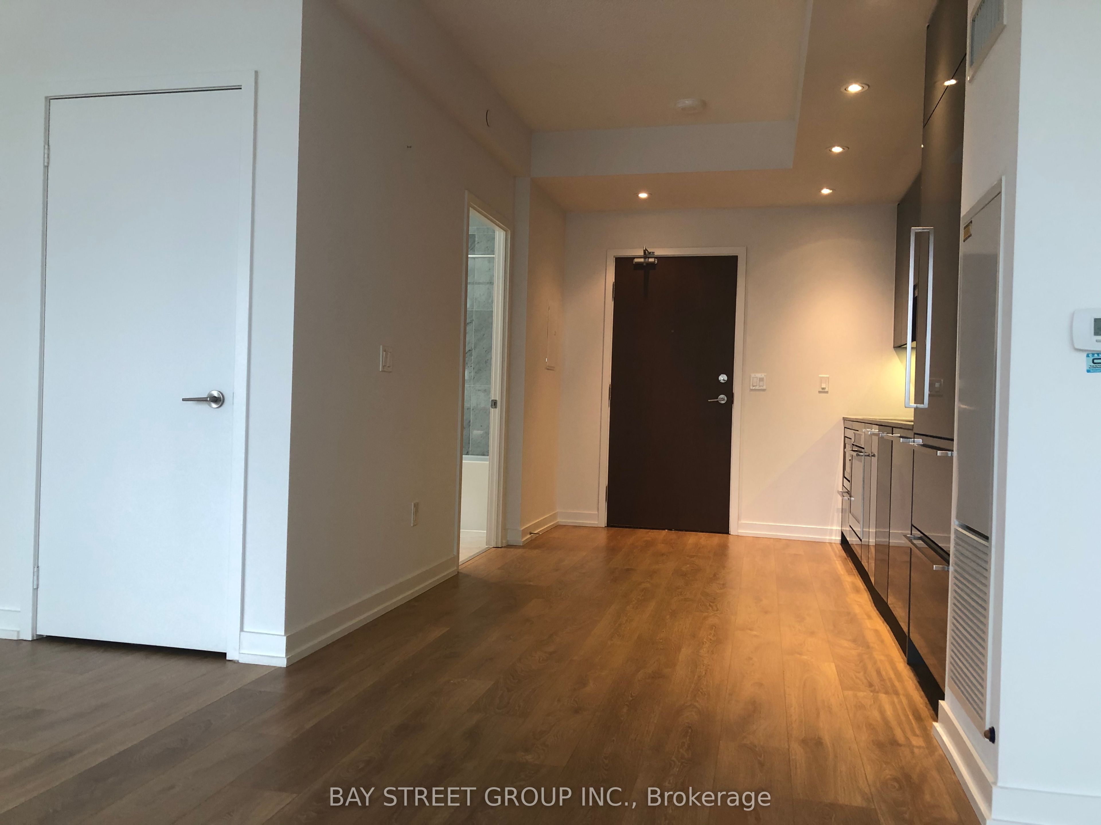 117 Mcmahon Drive 1808, Toronto, ON M2K 2X9 photo 3