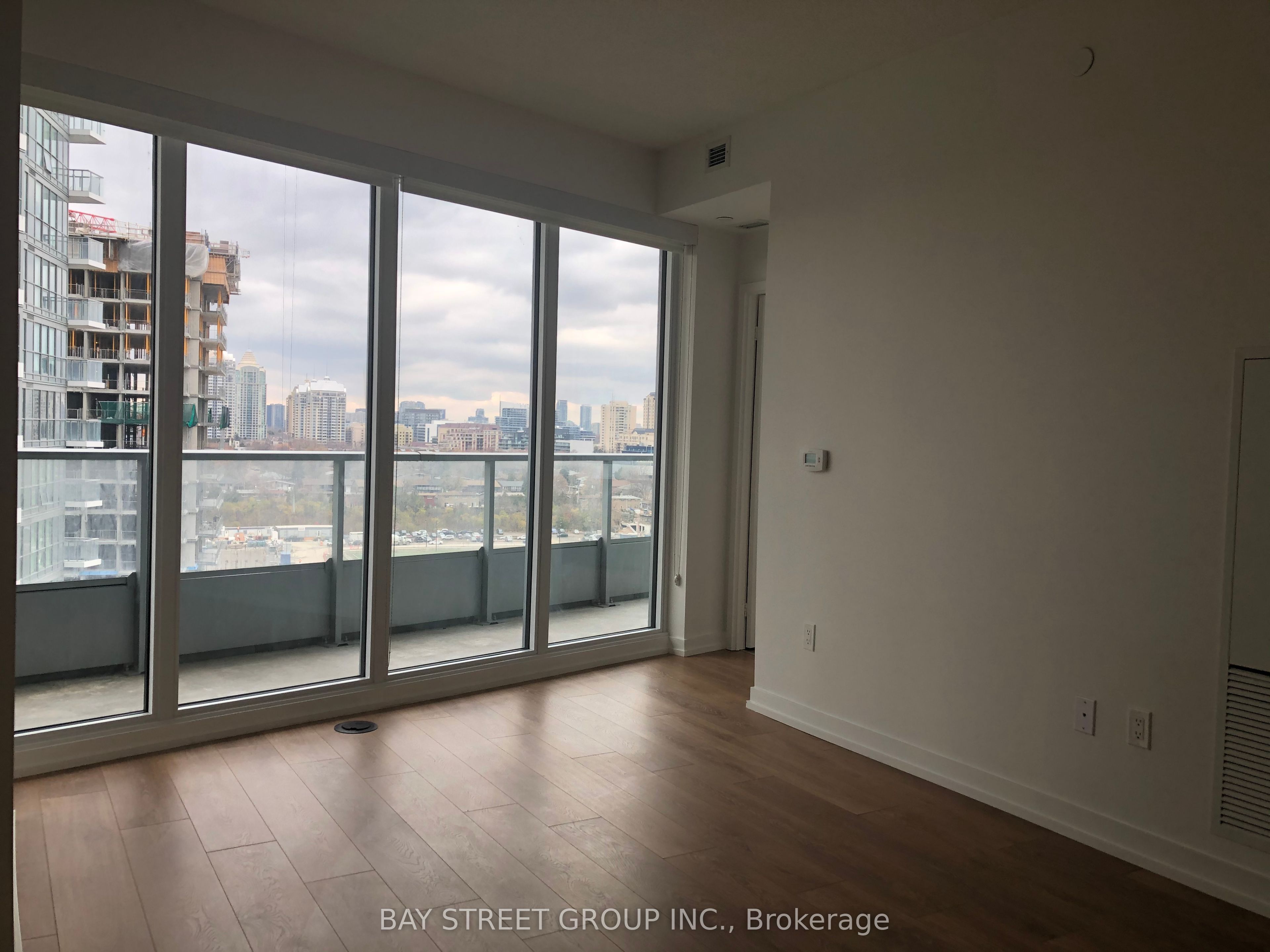 117 Mcmahon Drive 1808, Toronto, ON M2K 2X9 photo 5