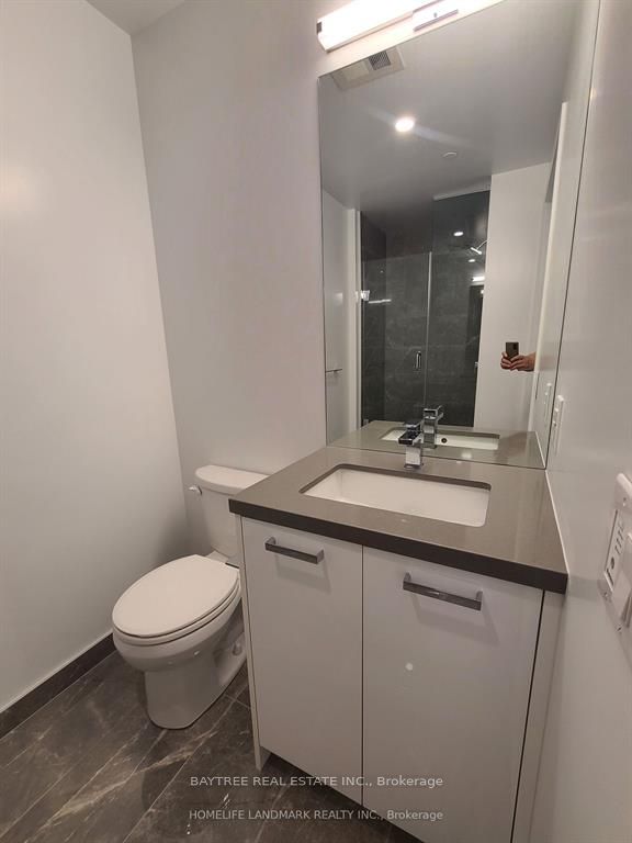 195 Mccaul Street 1308, Toronto, ON M5T 0E5 photo 4
