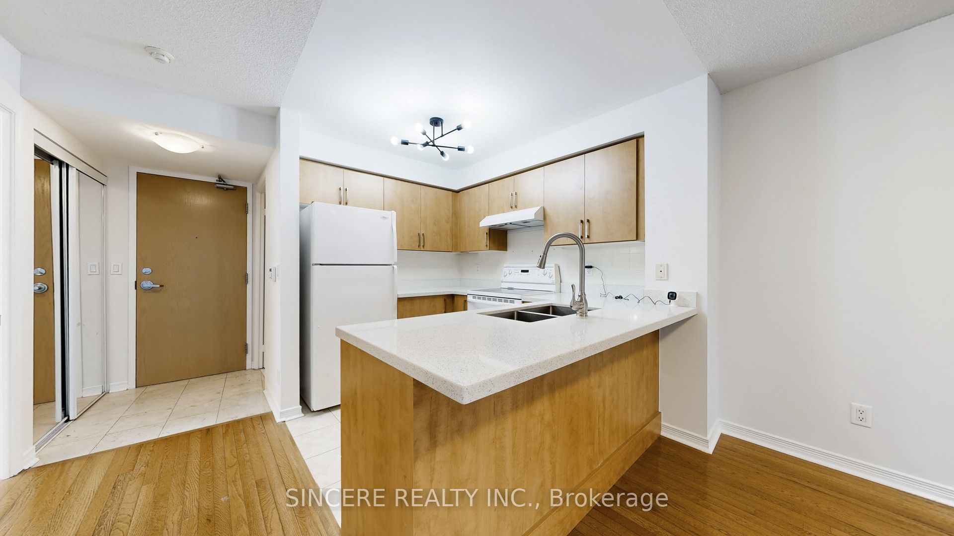 503 Beecroft Road 1803, Toronto, ON M2N 0A2 photo 3