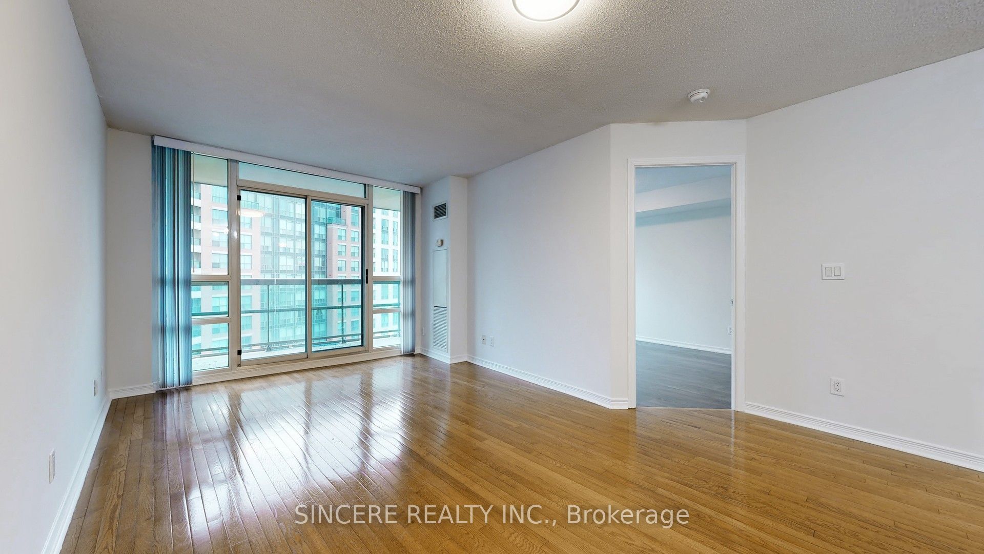503 Beecroft Road 1803, Toronto, ON M2N 0A2 photo 5