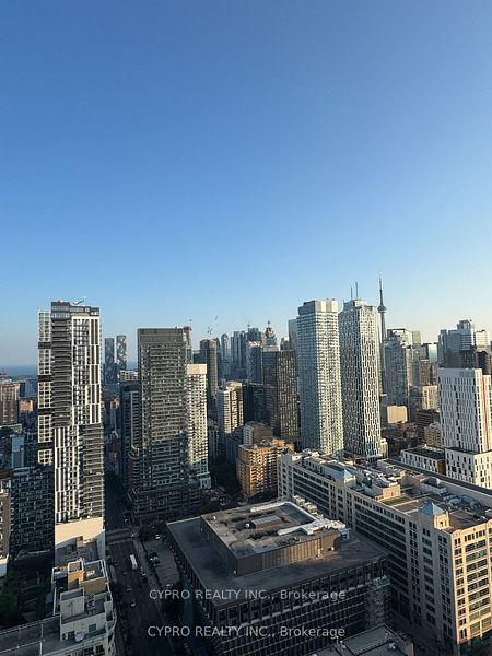 319 Jarvis Street 4517, Toronto, ON M5B 0C8