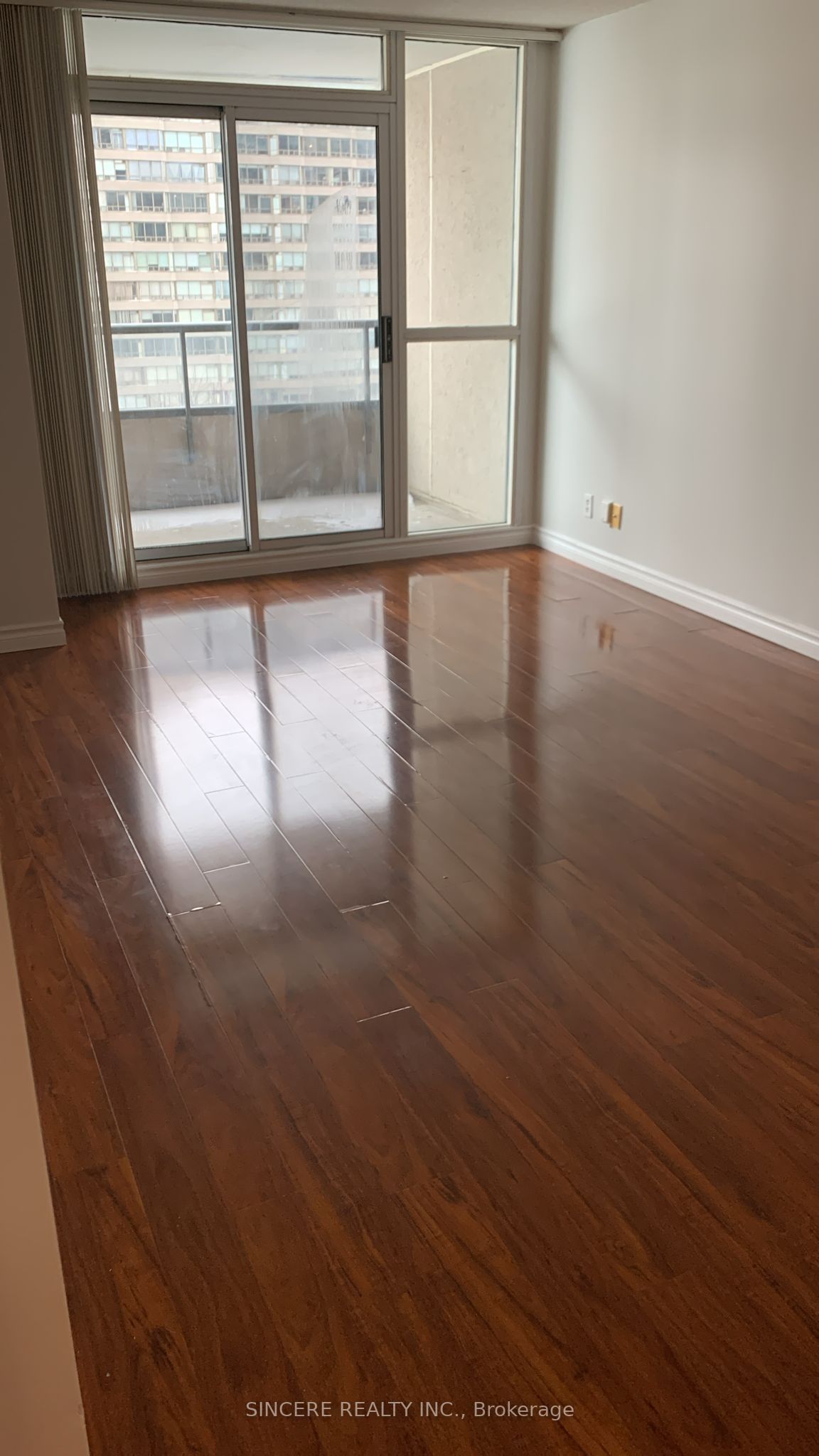 23 Hollywood Avenue 1009, Toronto, ON M2N 7L8 photo 2