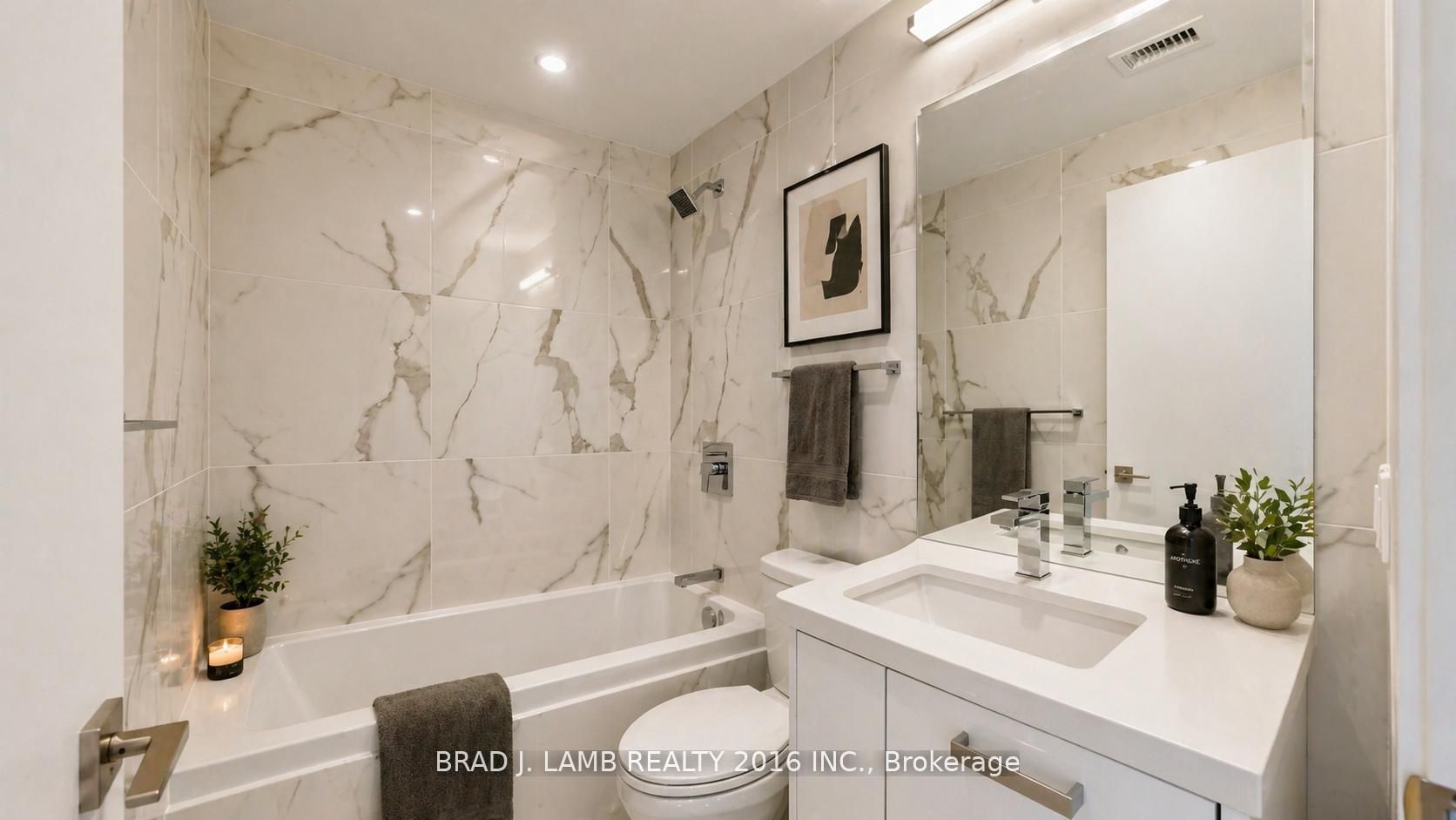 284 King Street E 1807, Toronto, ON M5A 1K4 photo 4