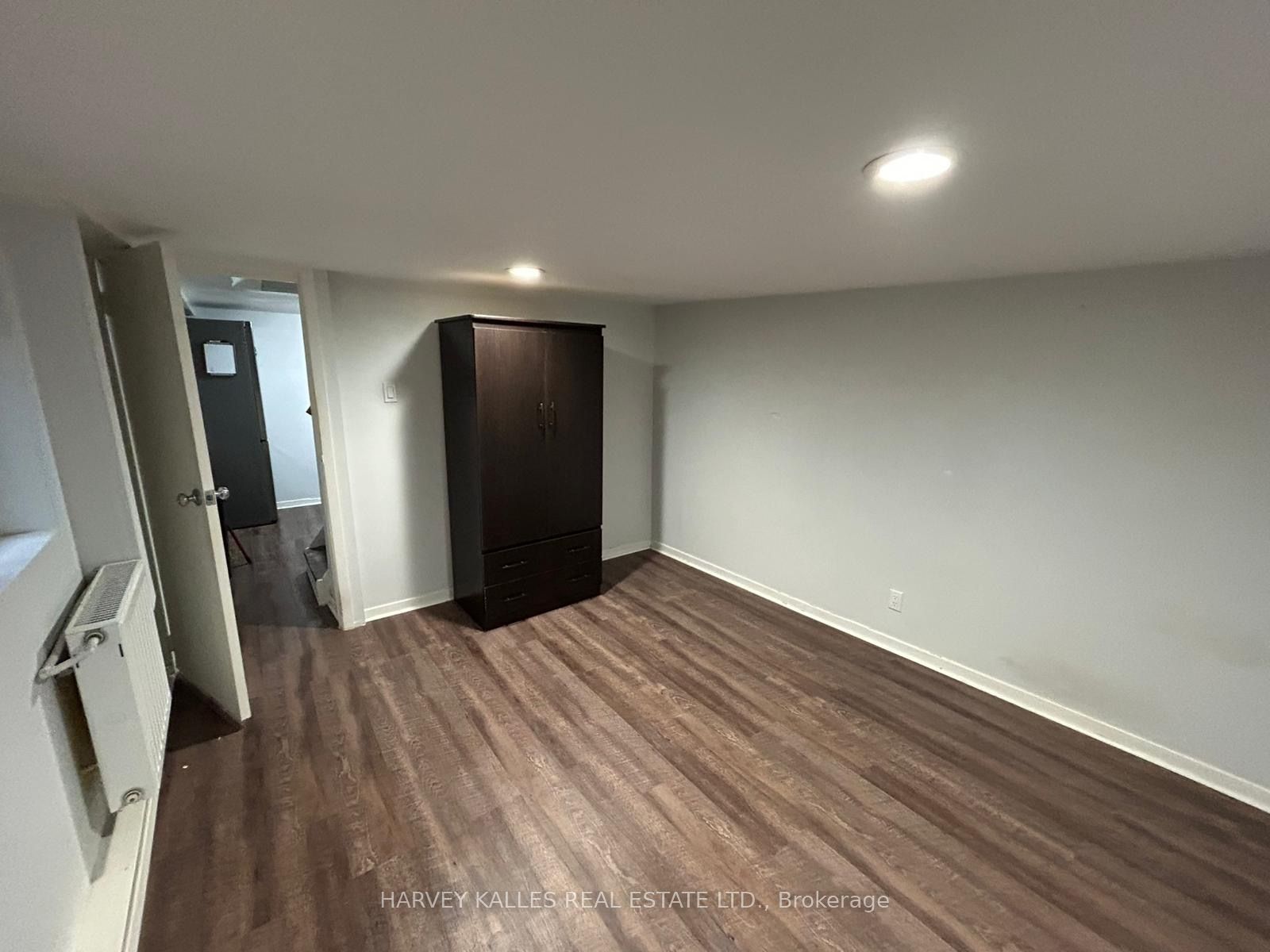 1098 Bathurst Street 3, Toronto, ON M5R 3G9 photo 3