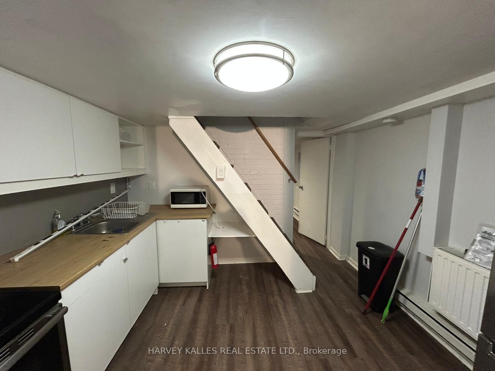 1098 Bathurst Street 3, Toronto, ON M5R 3G9 photo 4