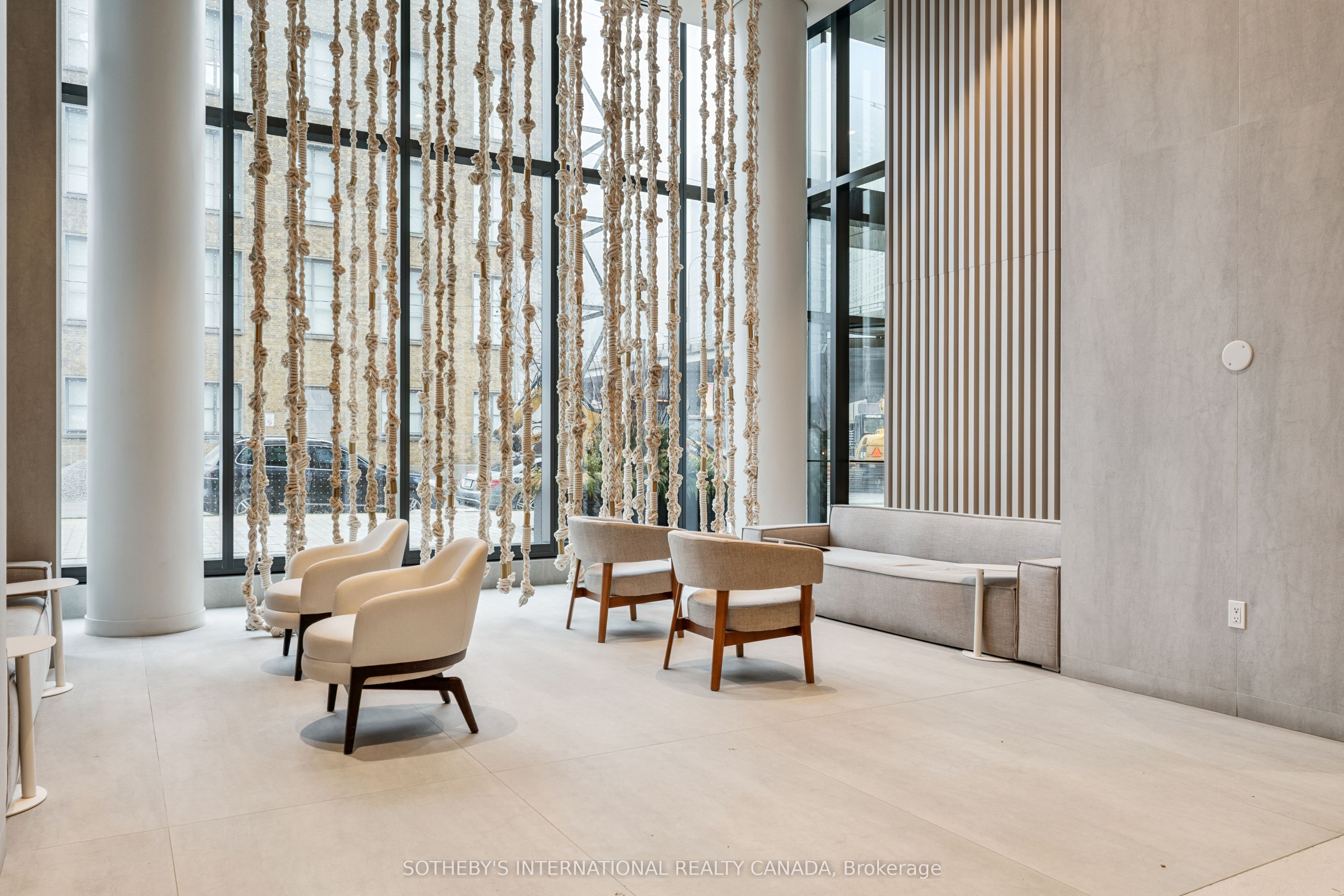 55 Cooper Street 5105, Toronto, ON M5E 0G1 photo 3