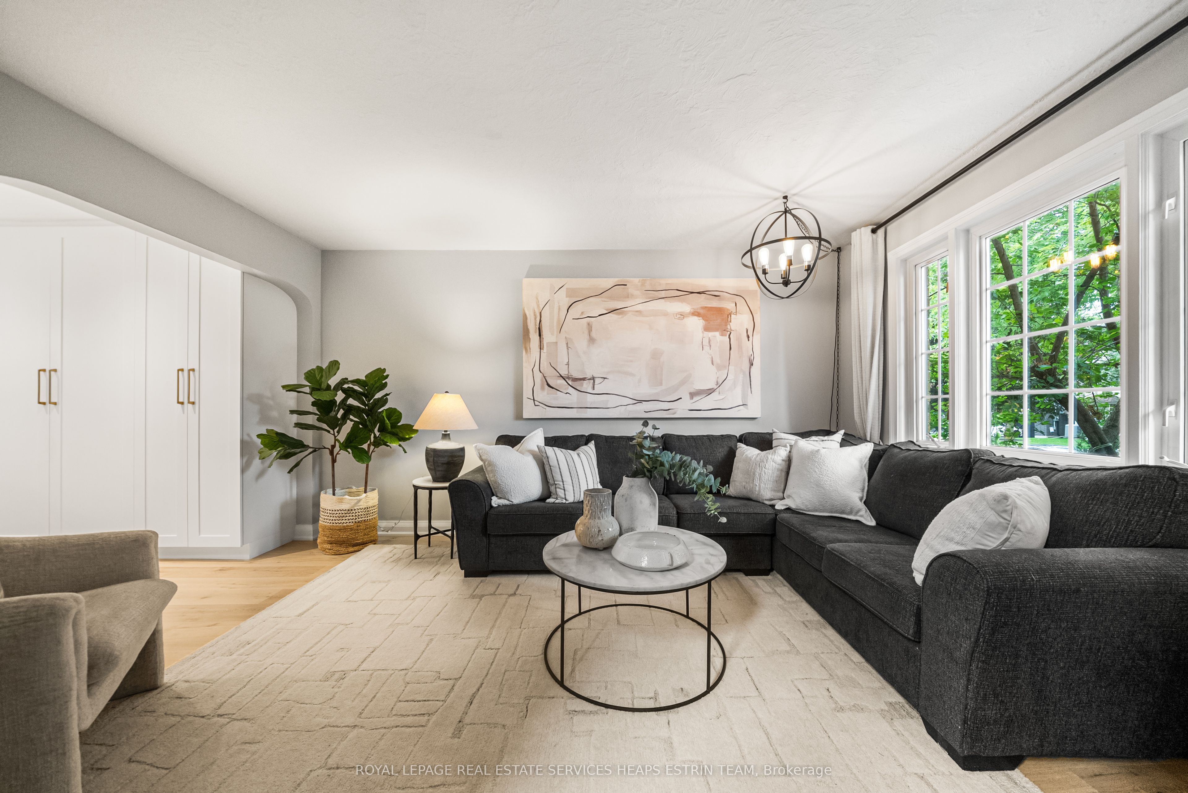 366 Laird Drive, Toronto, ON M4G 3X9 photo 3