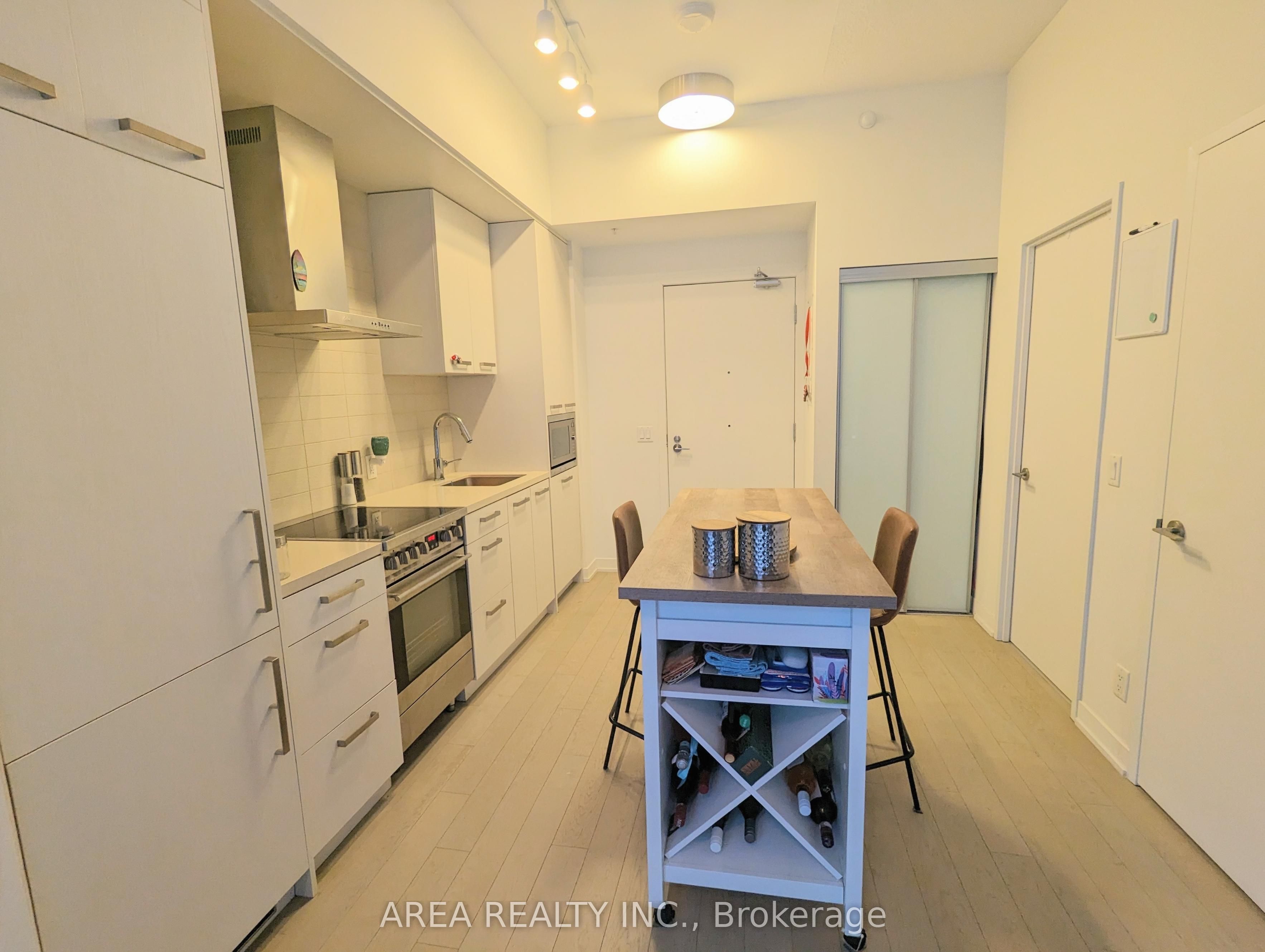 455 Front Street E S229, Toronto, ON M5A 1G9 photo 2