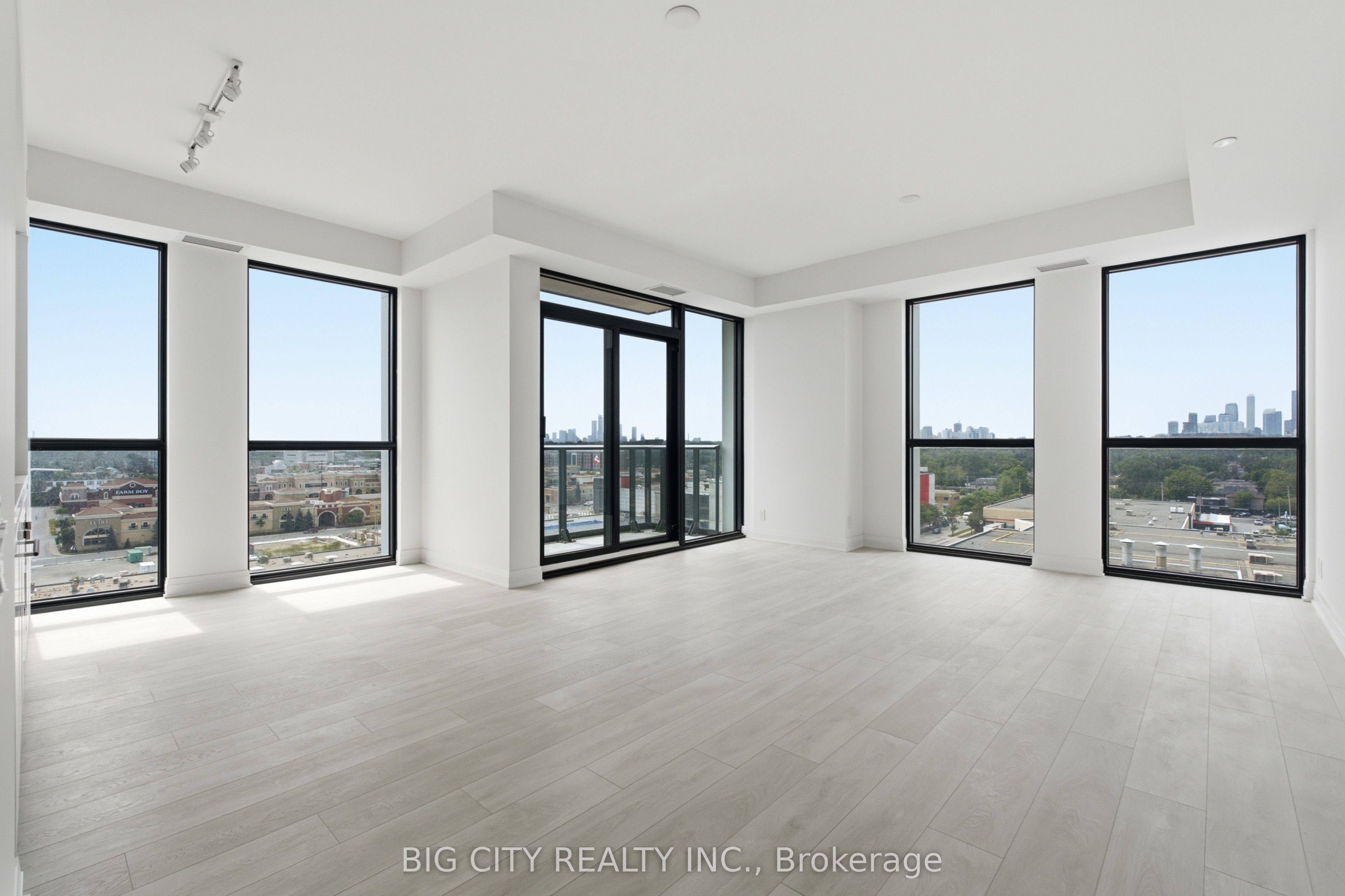25 Frederick Todd Way 1002, Toronto, ON M4G 0C9 photo 3