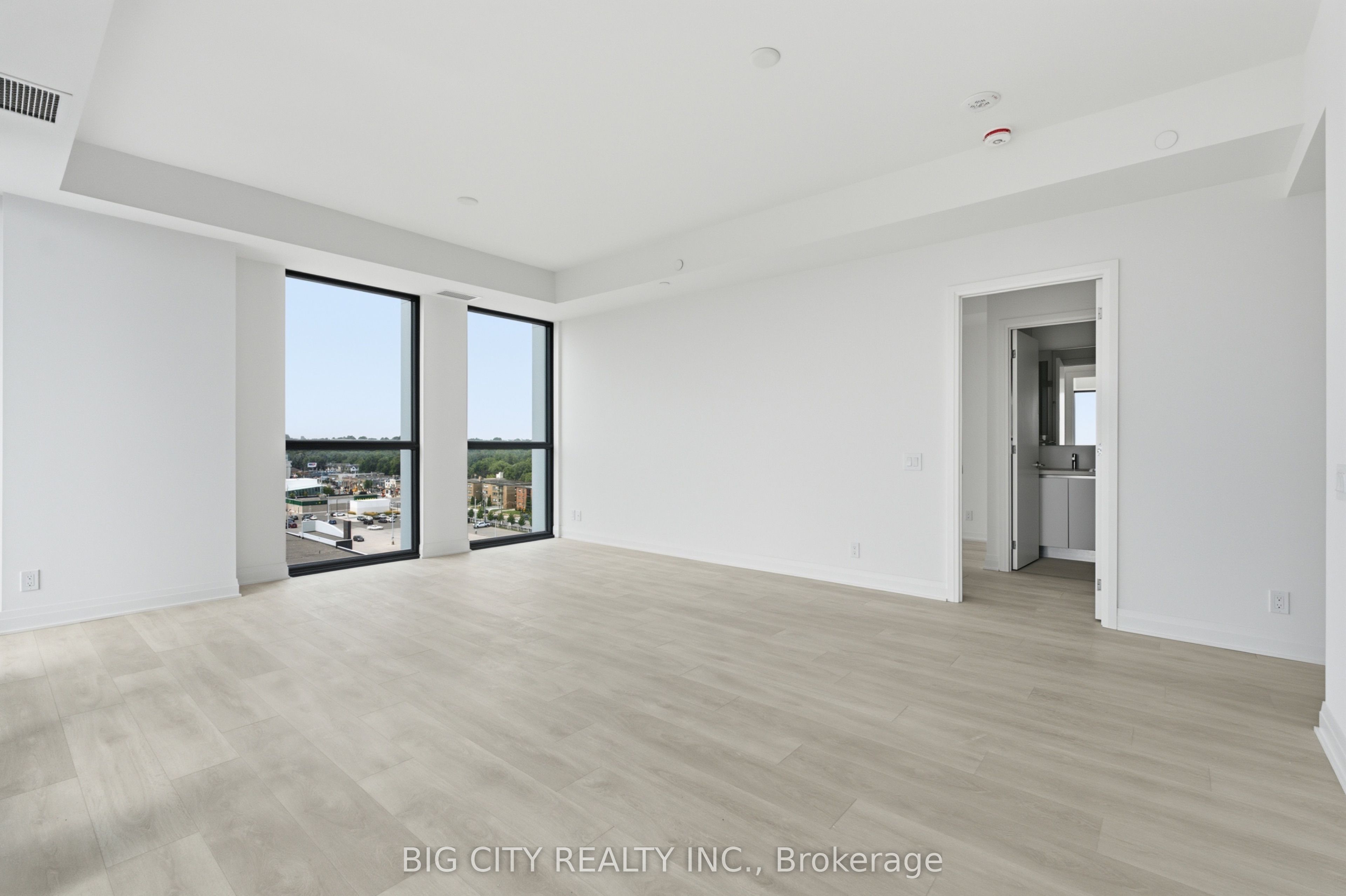 25 Frederick Todd Way 1002, Toronto, ON M4G 0C9 photo 4