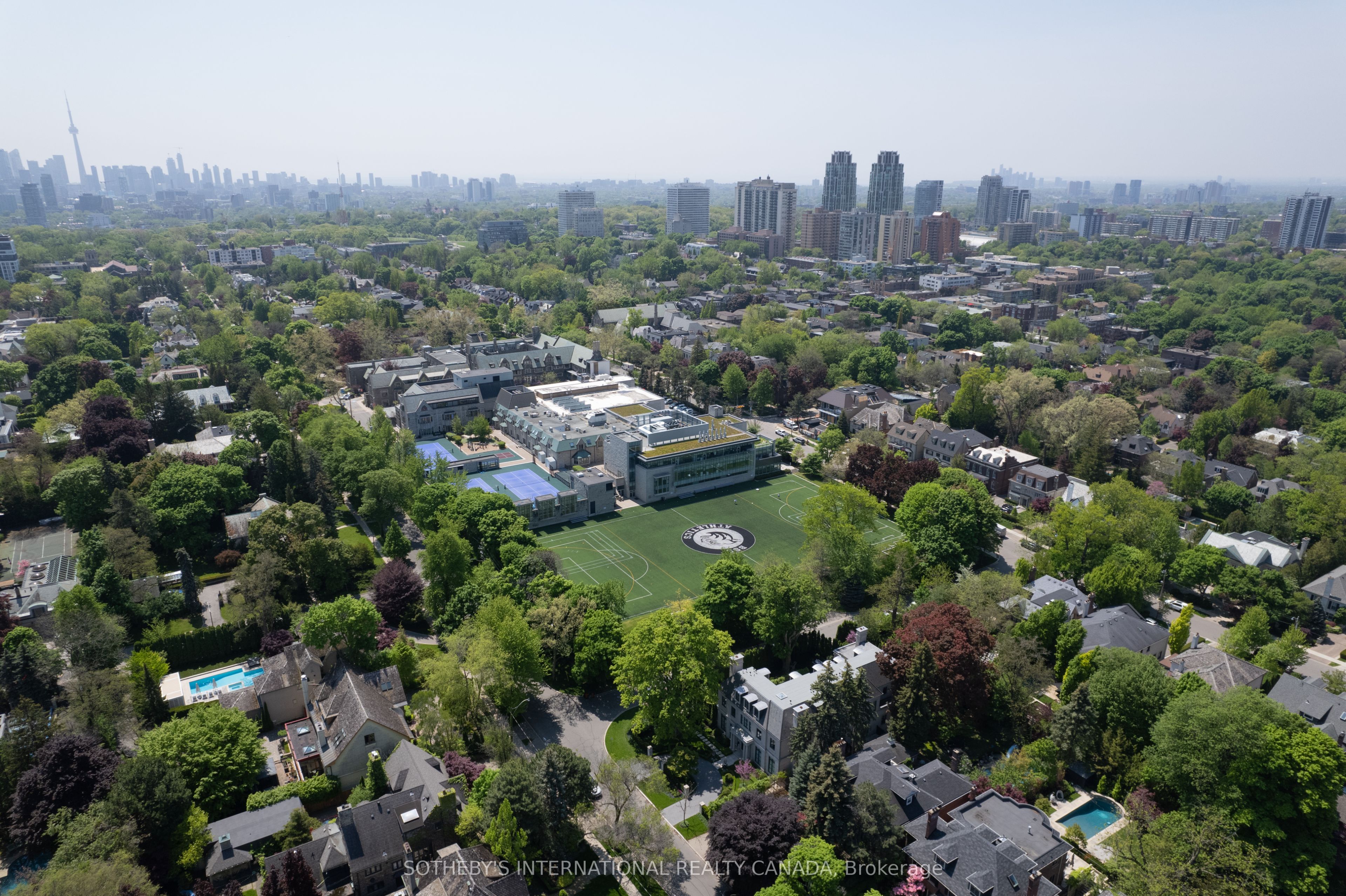 29 Highbourne Avenue, Toronto, ON M5P 2J1