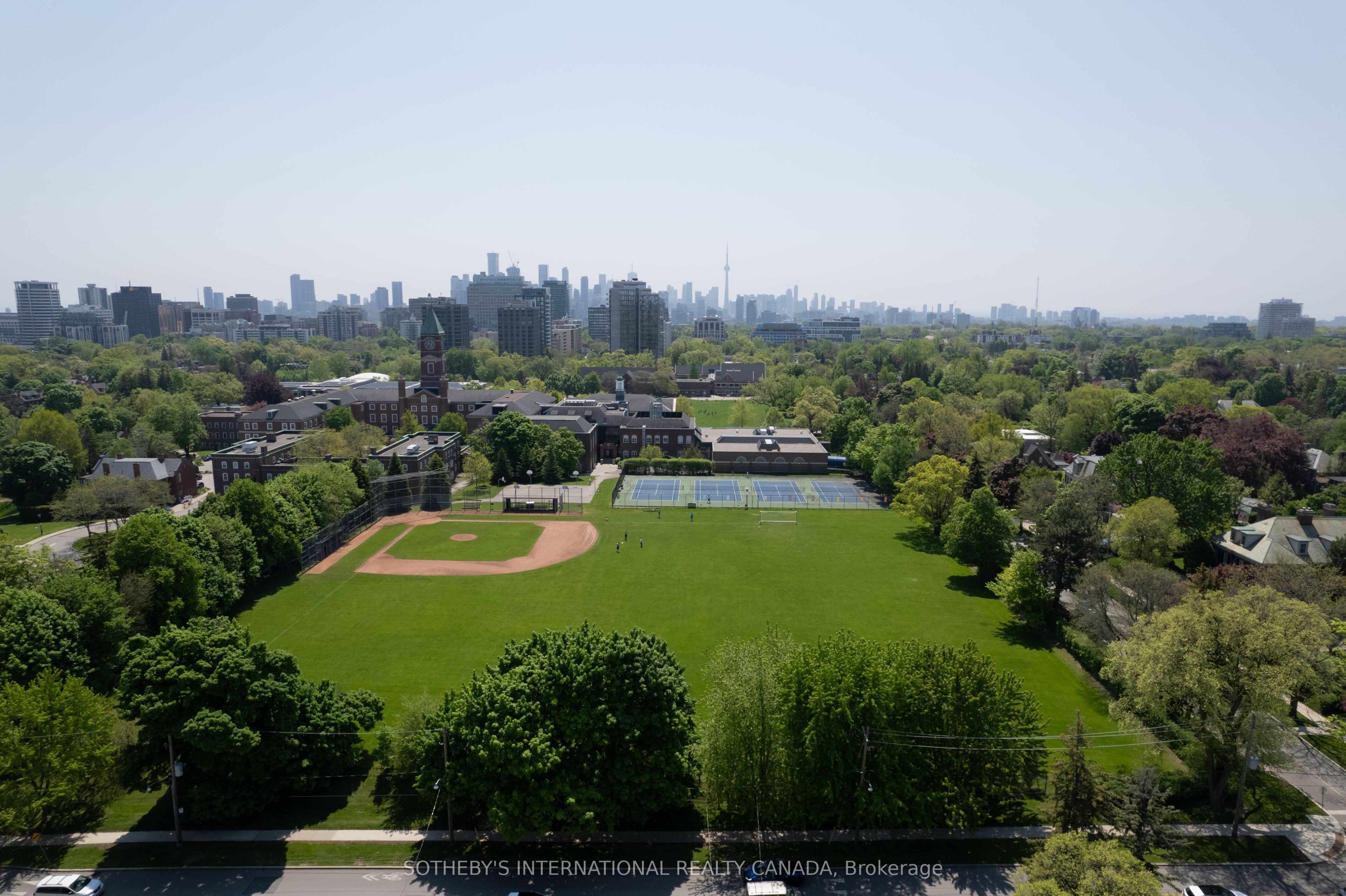 29 Highbourne Avenue, Toronto, ON M5P 2J1 photo 3