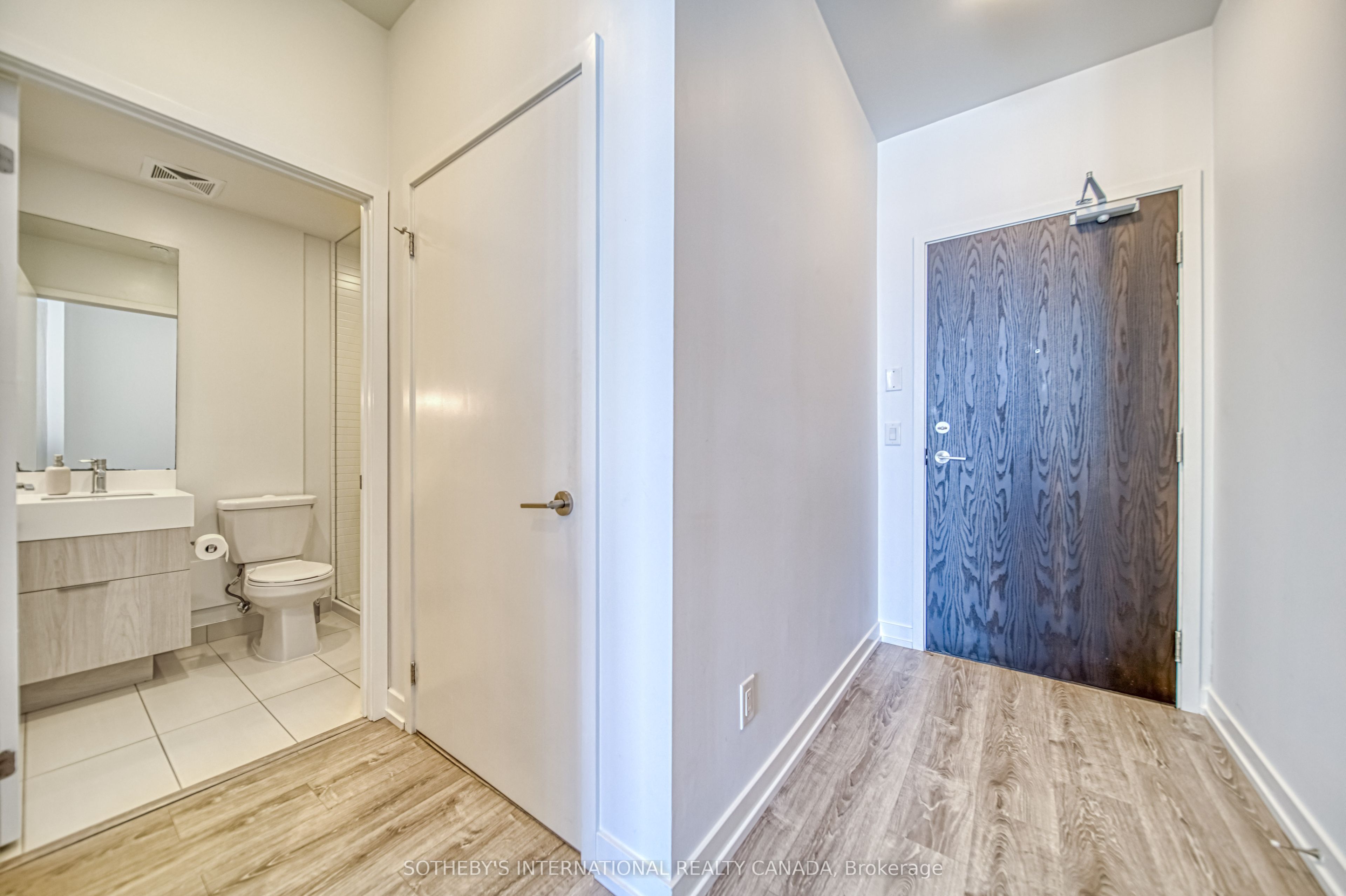 200 Sackville Street PH08, Toronto, ON M5A 0C4 photo 4