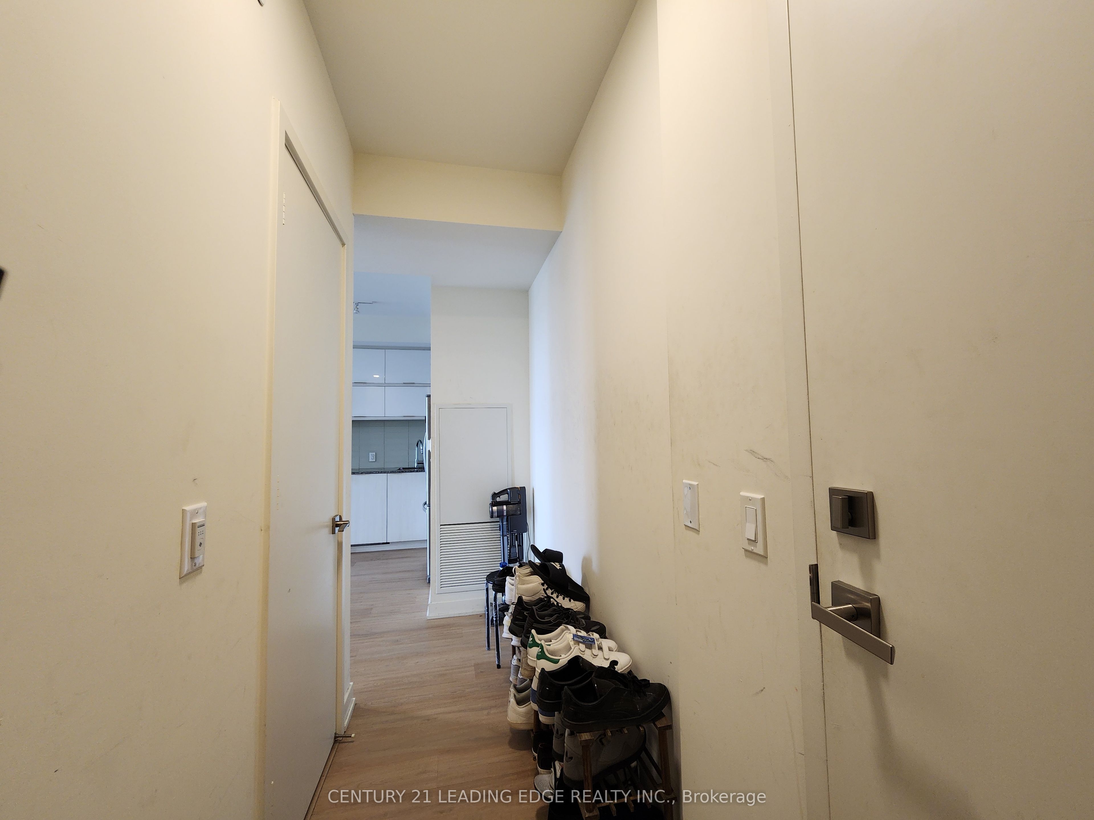 10 Deerlick Court 1004, Toronto, ON M3A 0A7 photo 2
