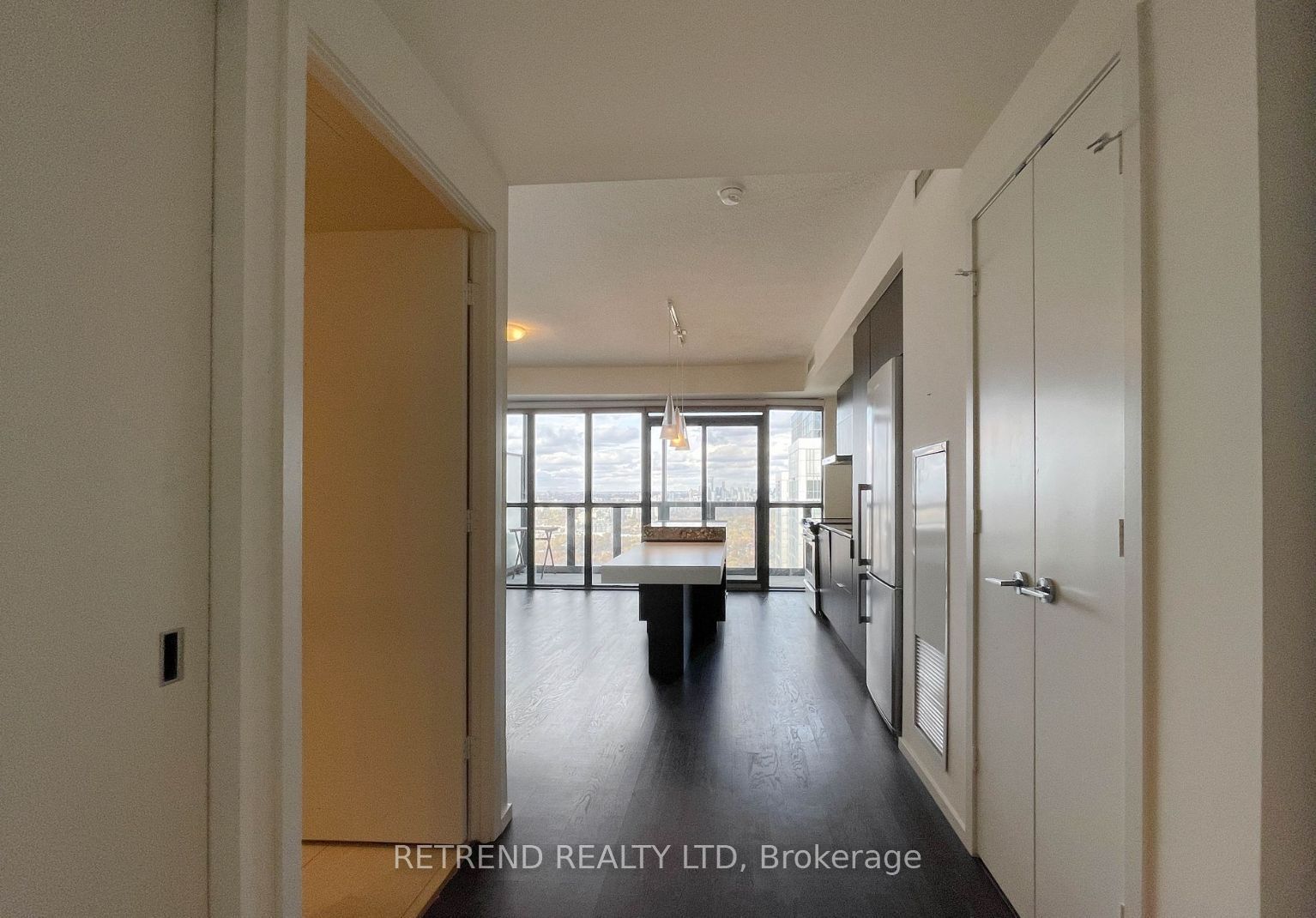 101 Charles Street E 4409, Toronto, ON M4Y 0A9 photo 3