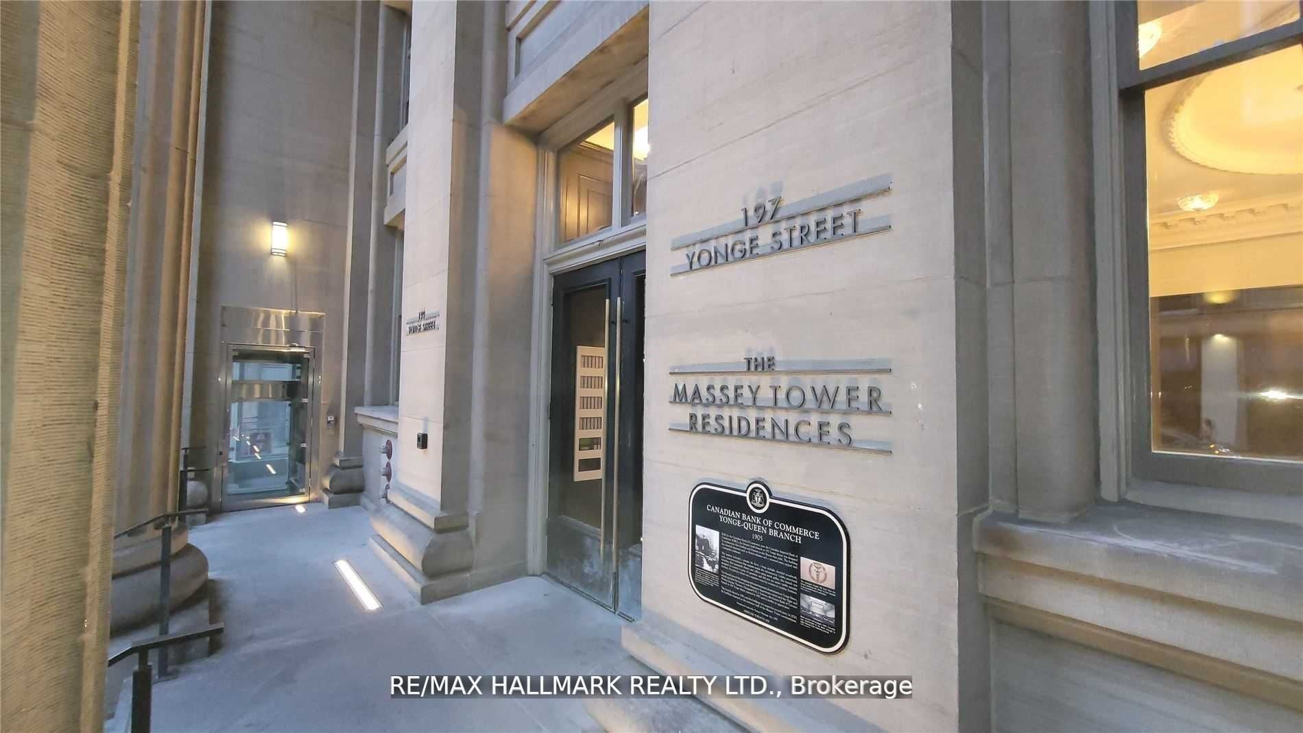 197 Yonge Street 5408, Toronto, ON M5B 0C1 photo 2
