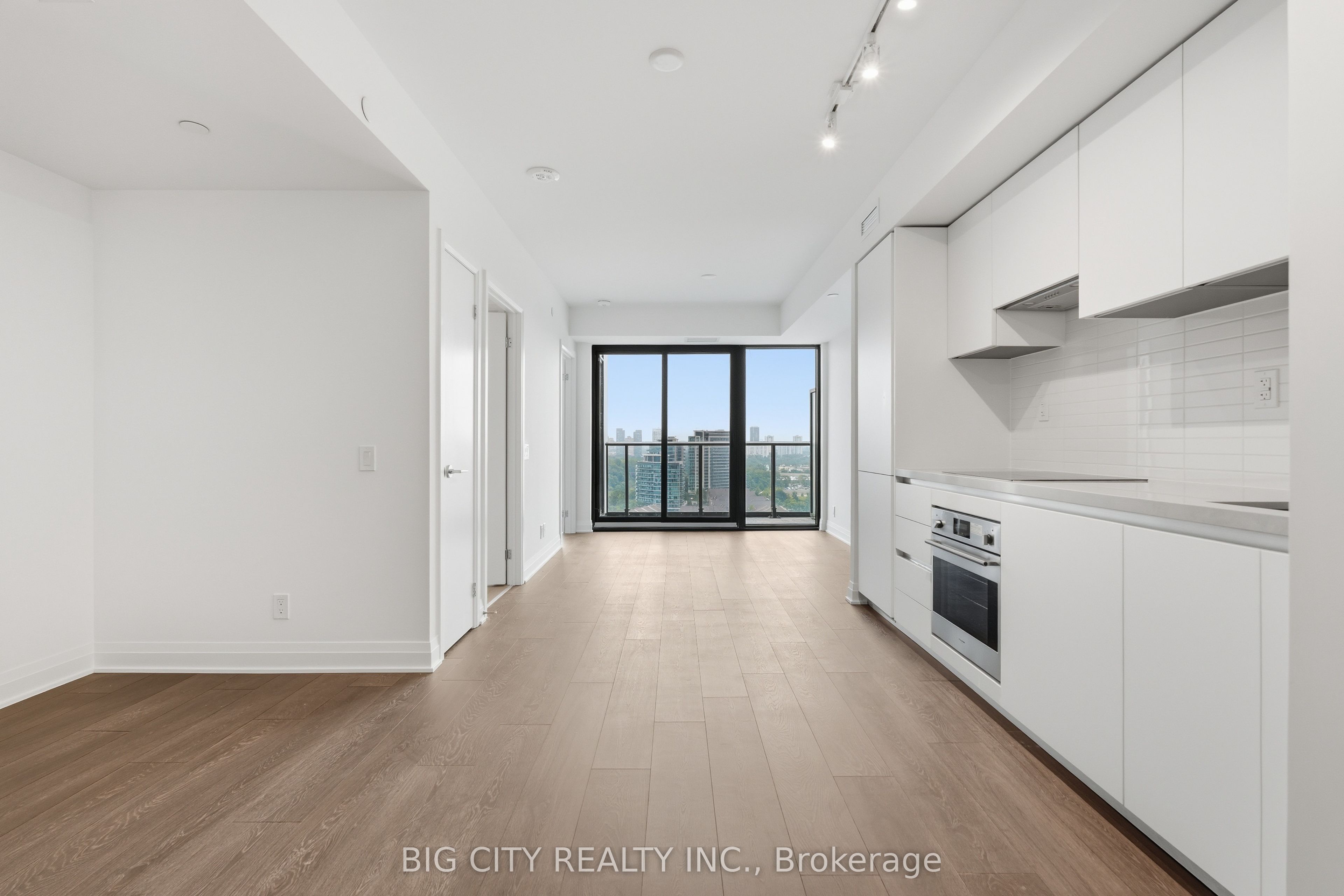 25 Frederick Todd Way 1708, Toronto, ON M4G 0C9 photo 3