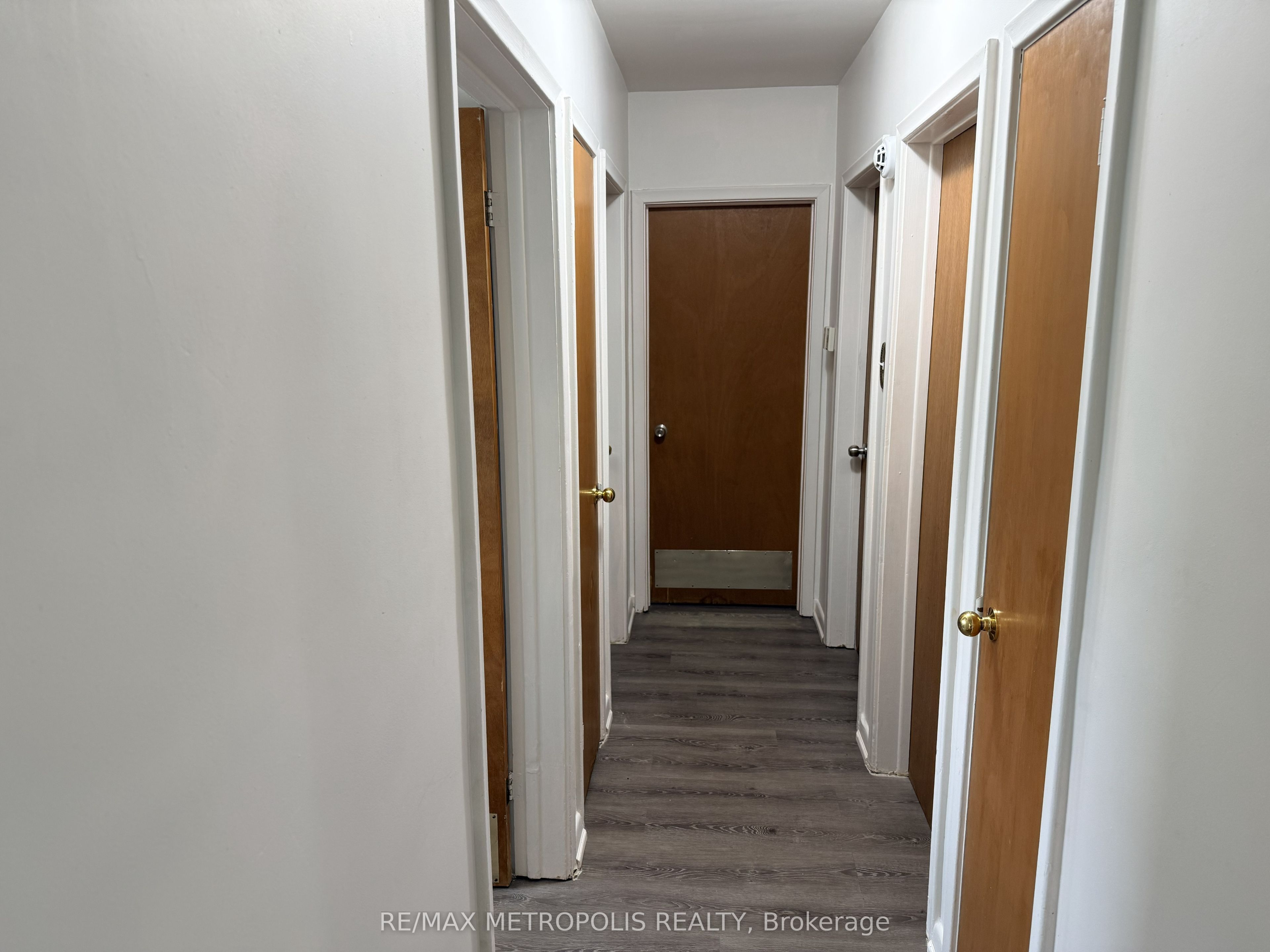 359 Patricia Avenue Main, Toronto, ON M2R 2M8 photo 4