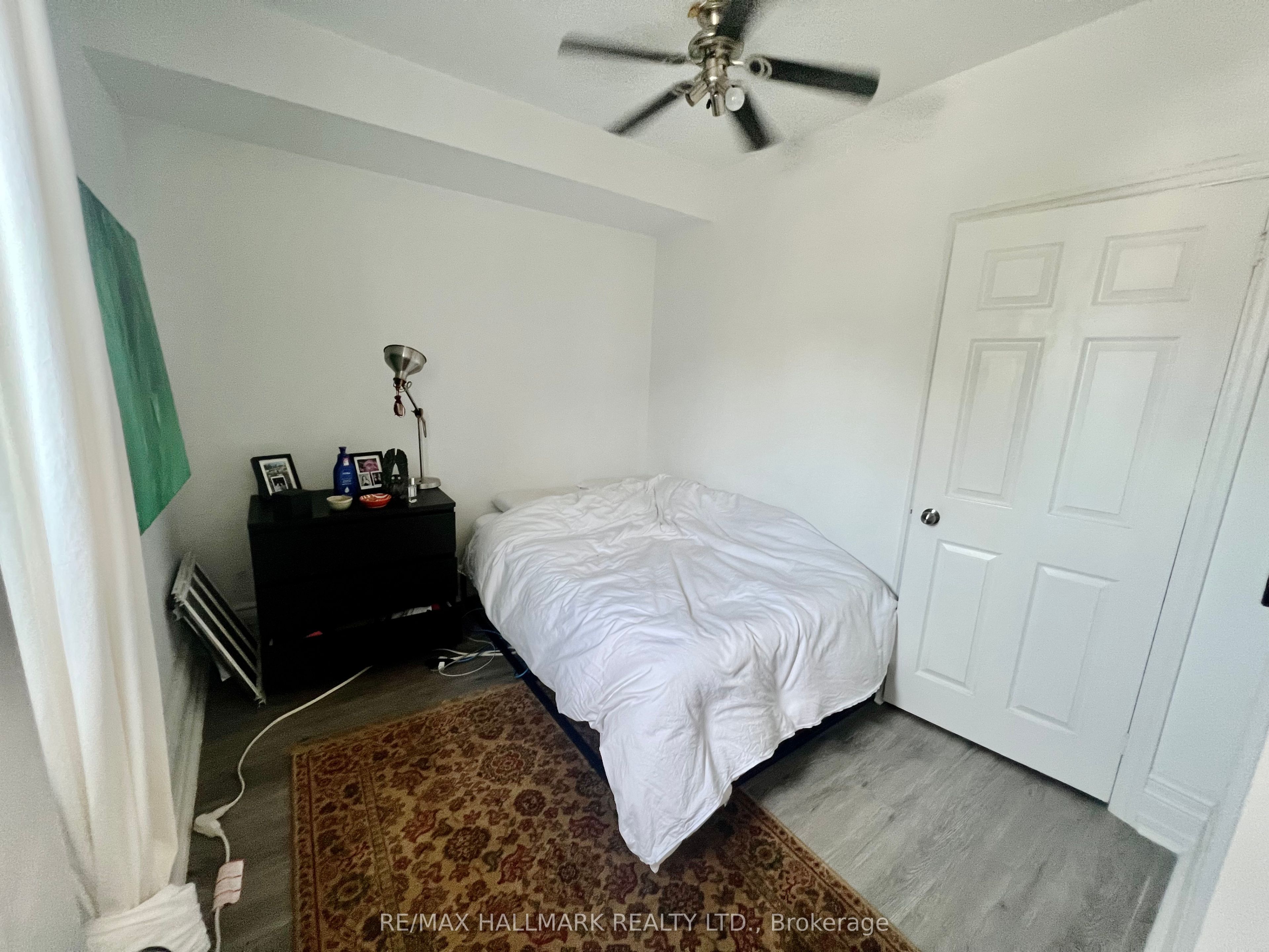 454 Bloor Street W 4, Toronto, ON M5S 1X8 photo 5