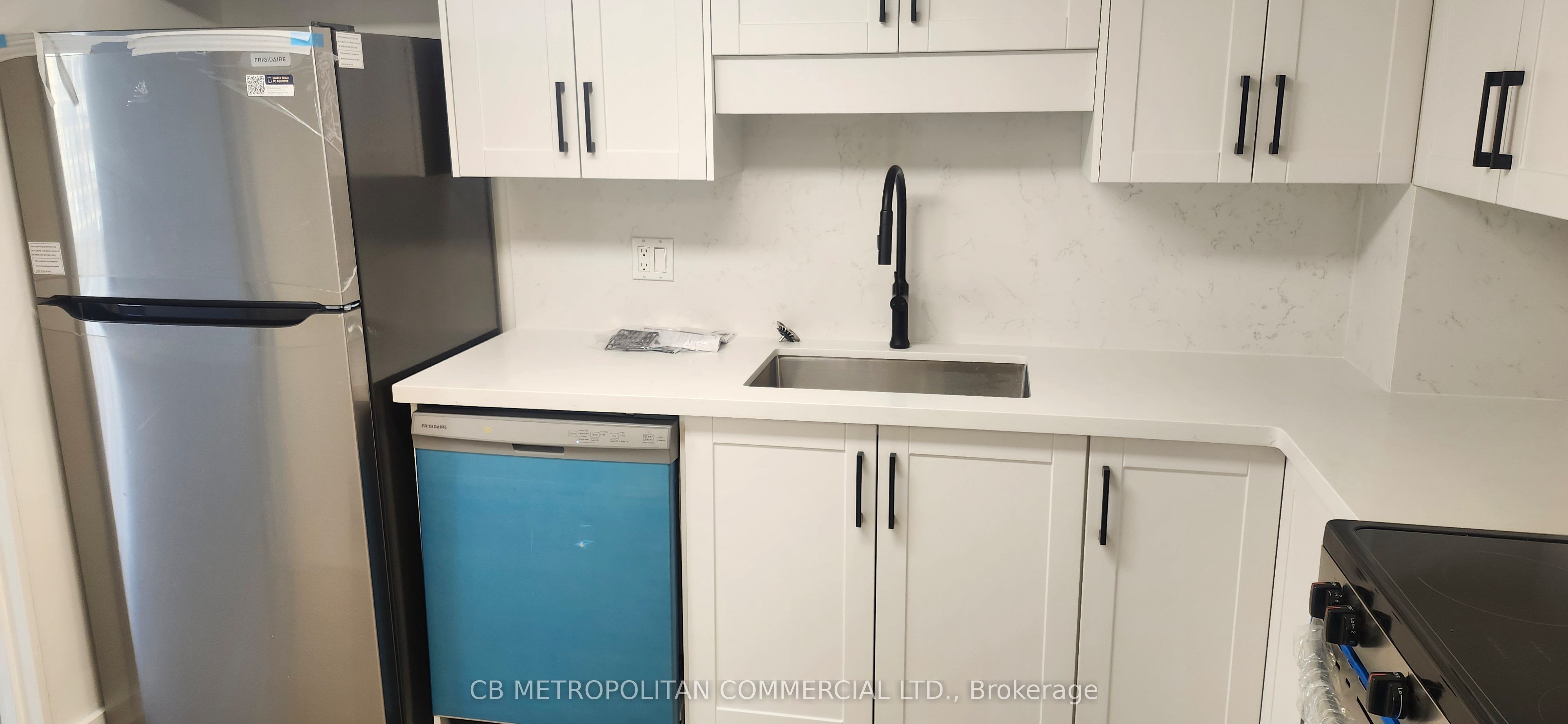 65 Harbour Square 3305, Toronto, ON M5J 2L4 photo 4