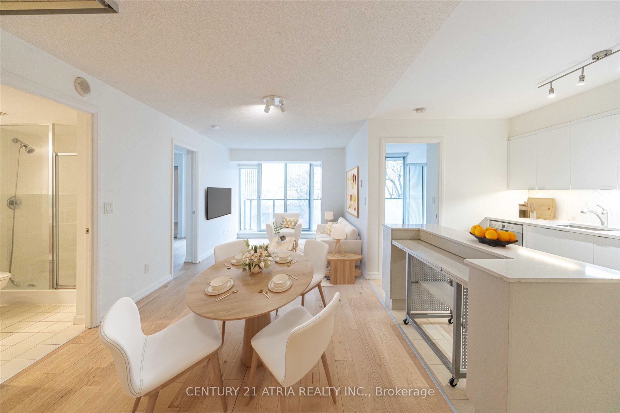 111 Elizabeth Street 606, Toronto, ON M5G 1P7