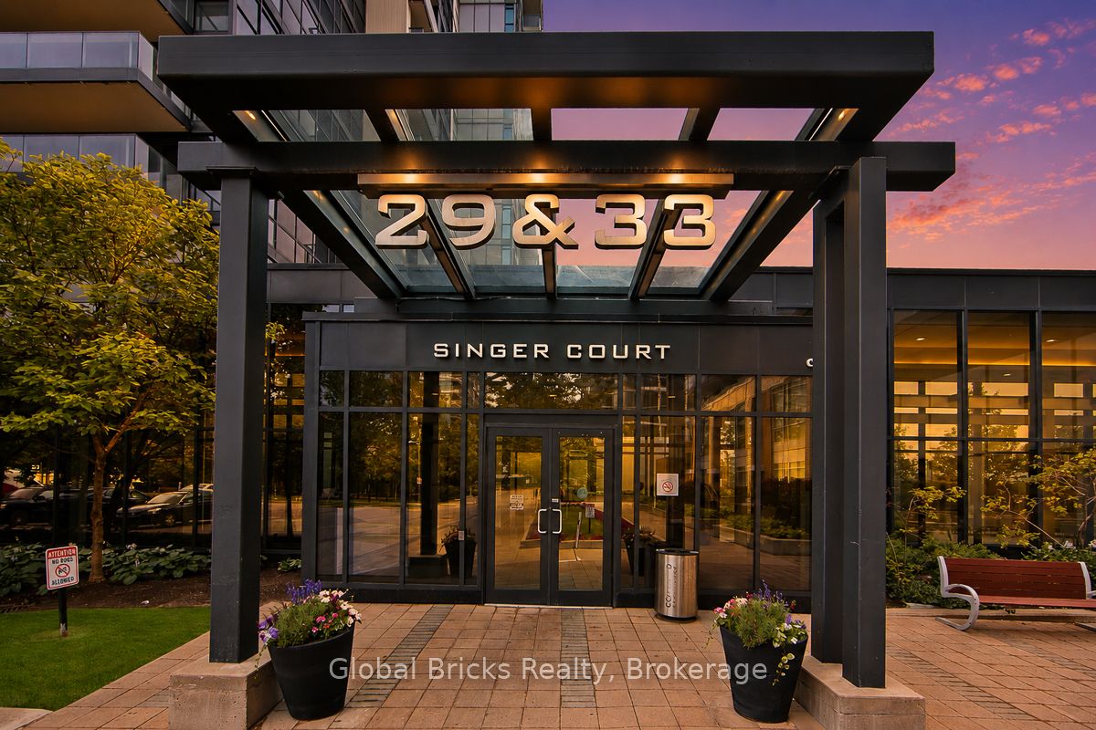 29 Singer Court 911, Toronto, ON M2K 0B3 photo 3