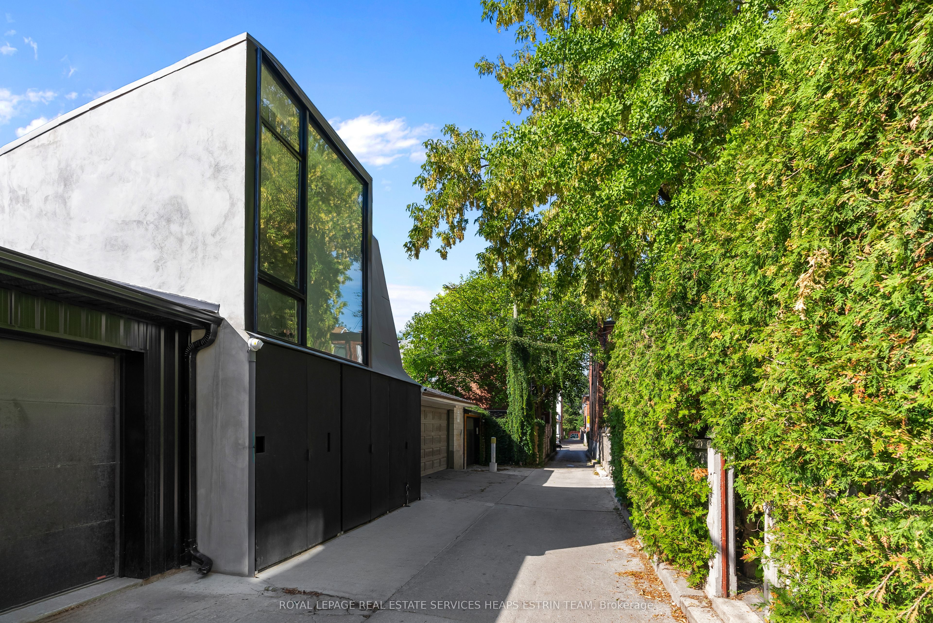 44 Foxley Street Office, Toronto, ON M6J 1R1 photo 4