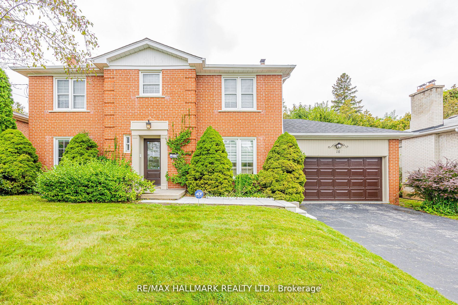16 Paultiel Drive W, Toronto, ON M2M 3P3