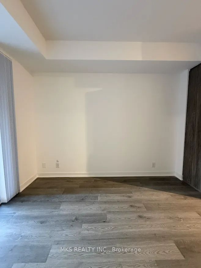 180 Front Street E 603, Toronto, ON M5A 0A9 photo 2